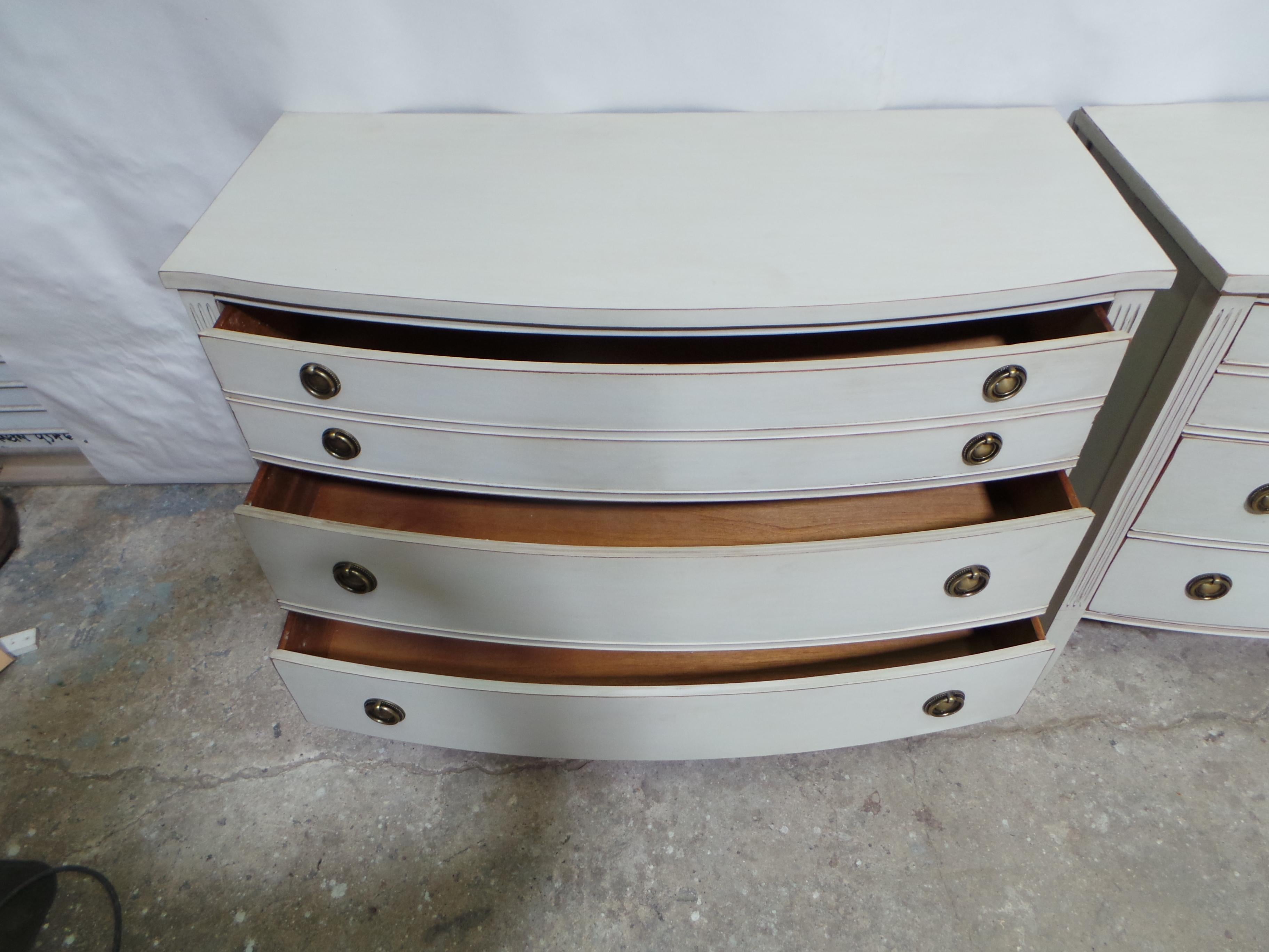 2 Gustavian Style 3 Drawer Chest Of Drawers For Sale 2
