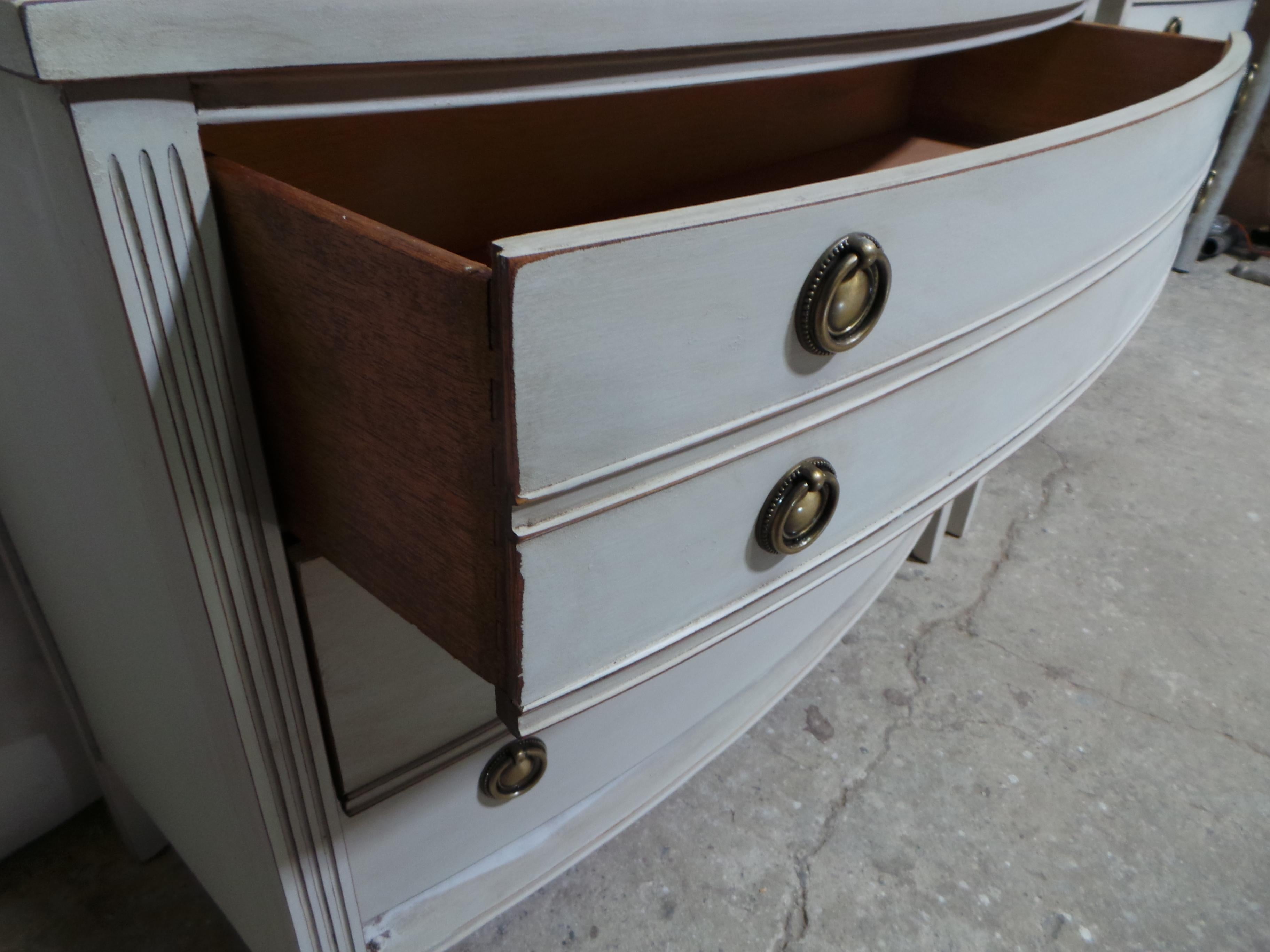 2 Gustavian Style 3 Drawer Chest Of Drawers For Sale 3