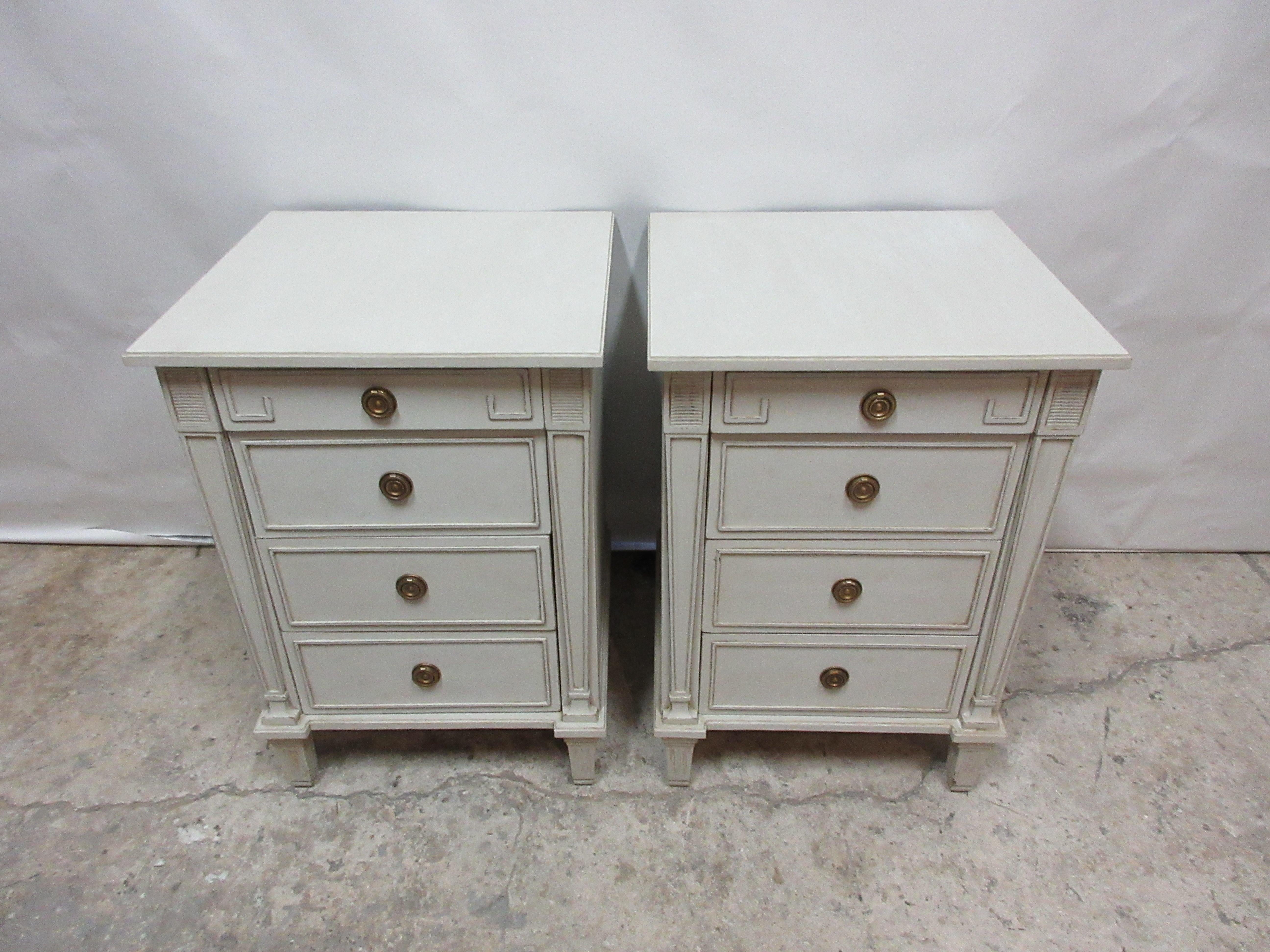 This is a set of 2 gustavian style night stands, they have been restored and repainted with Milk paints 