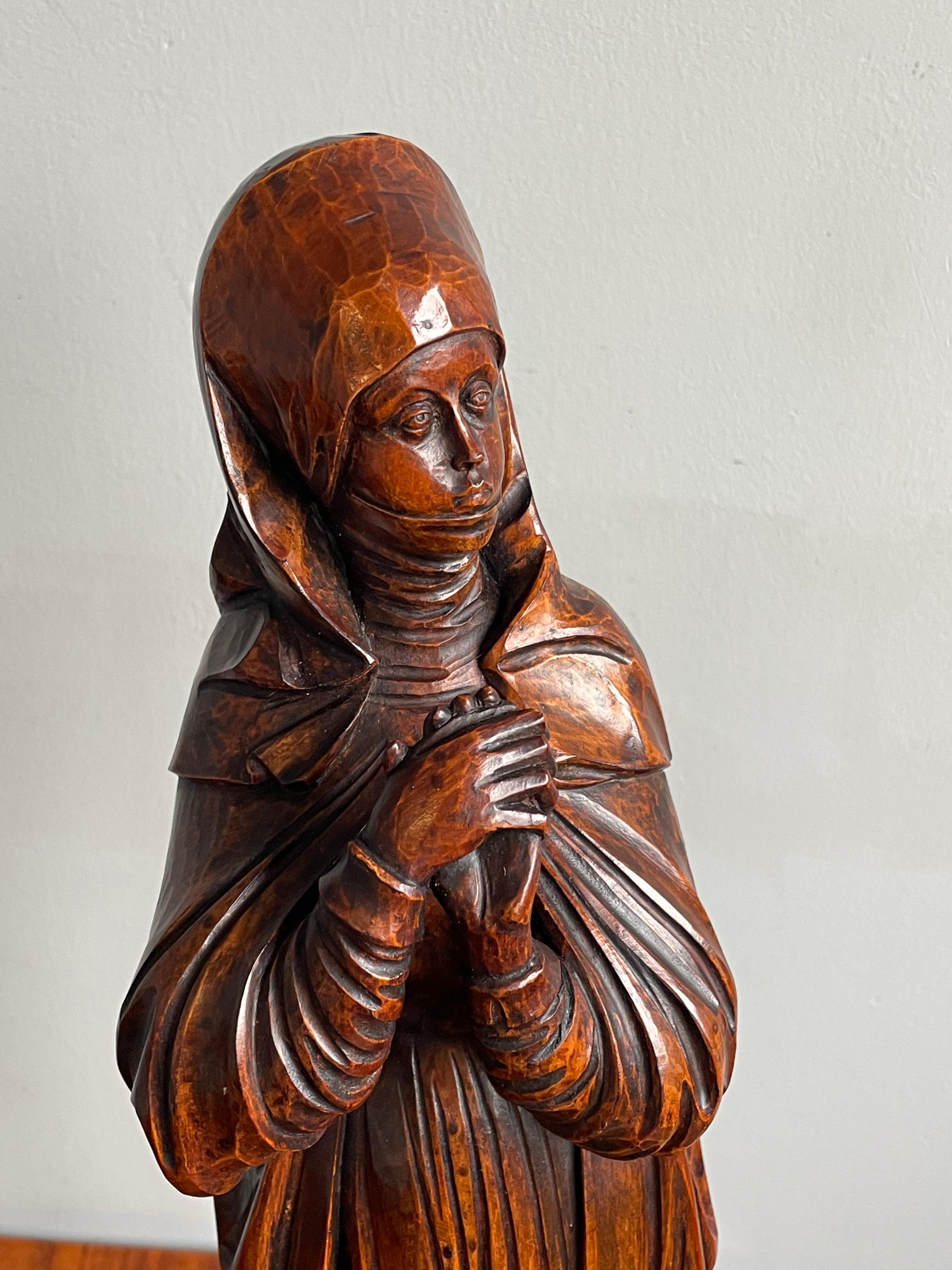 20th Century 2 Hand Carved Antique Statuette & Sculpture of Saint Teresa of Avila / of Jesus For Sale