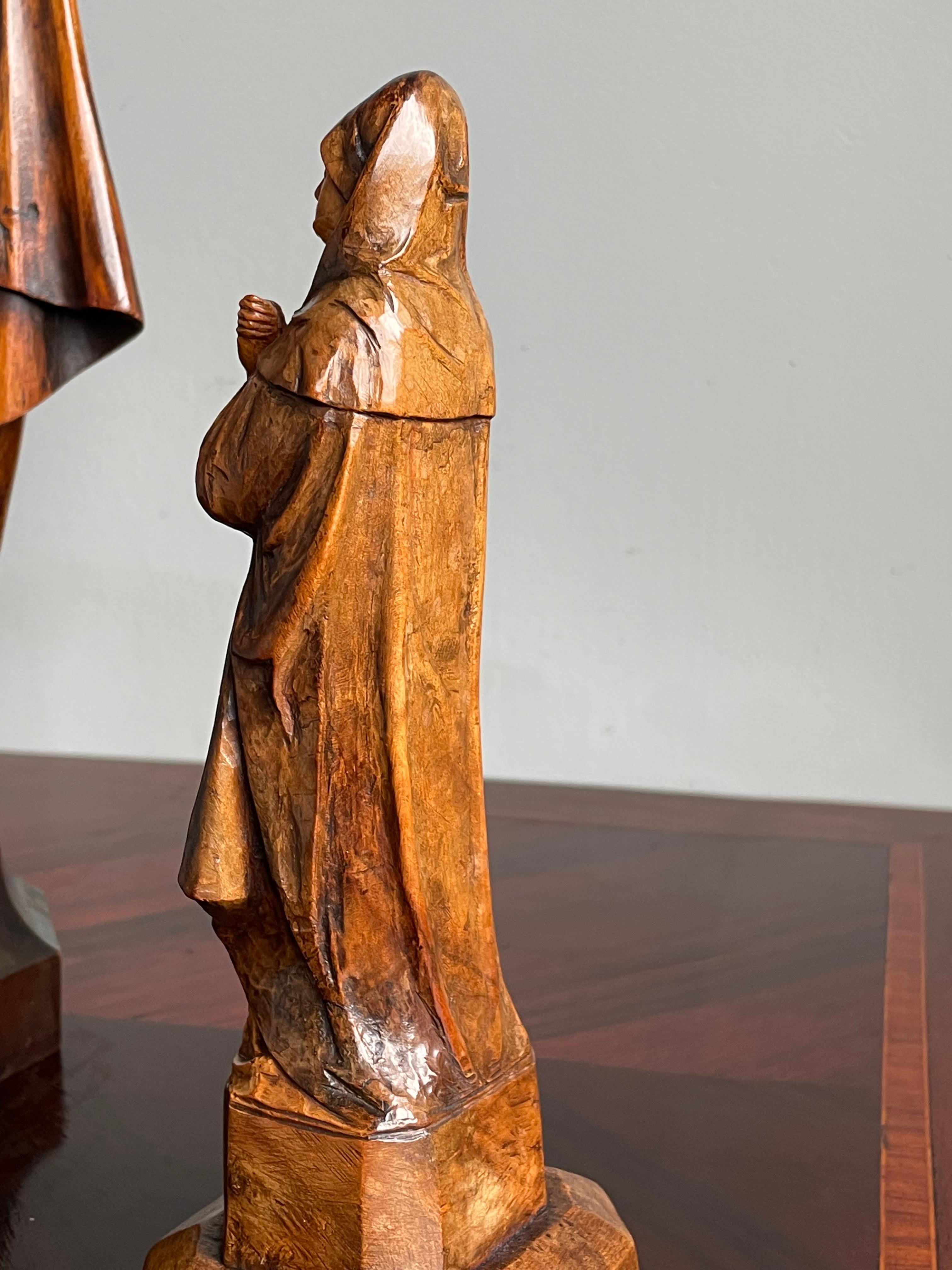 2 Hand Carved Antique Statuette & Sculpture of Saint Teresa of Avila / of Jesus For Sale 2