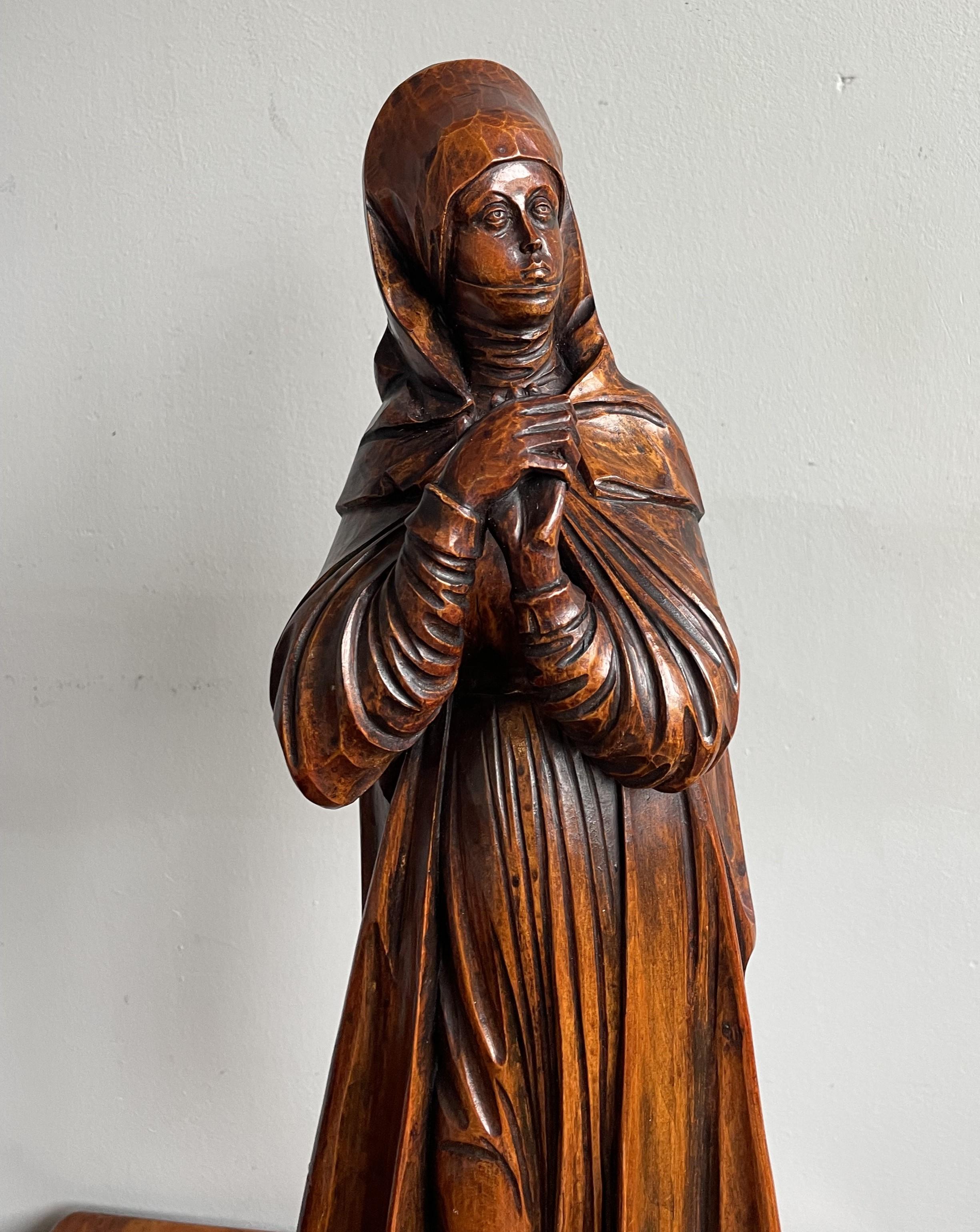 Hand-Crafted 2 Hand Carved Antique Statuette & Sculpture of Saint Teresa of Avila / of Jesus For Sale