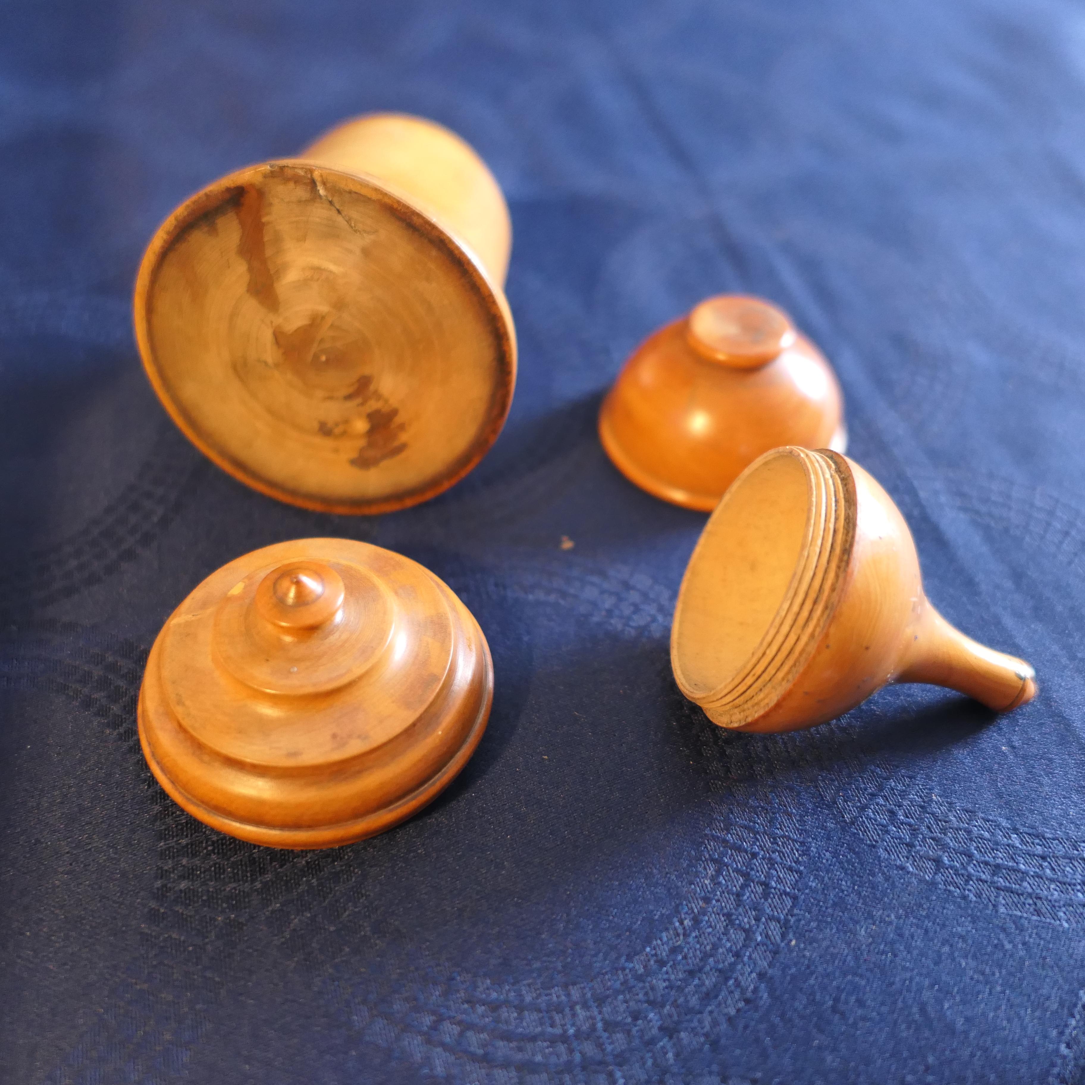 2 Contenitori per farmacia Hand Made del XIX secolo in legno di sicomoro In condizioni buone in vendita a Godshill, Isle of Wight