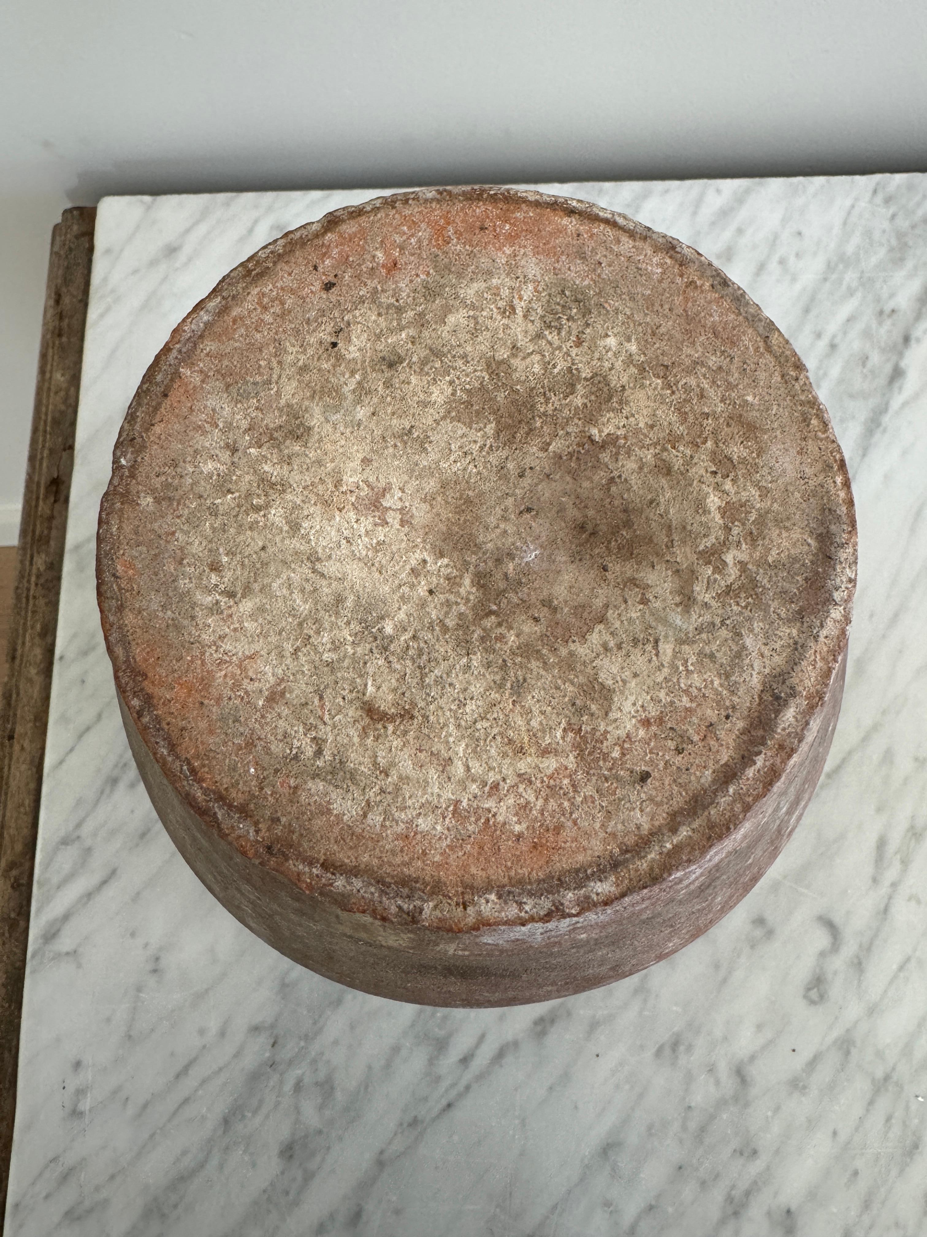 This hand-thrown 2-handle pignate pot, crafted in Grottaglie, Puglia during the mid-1800s, is a perfect example of 