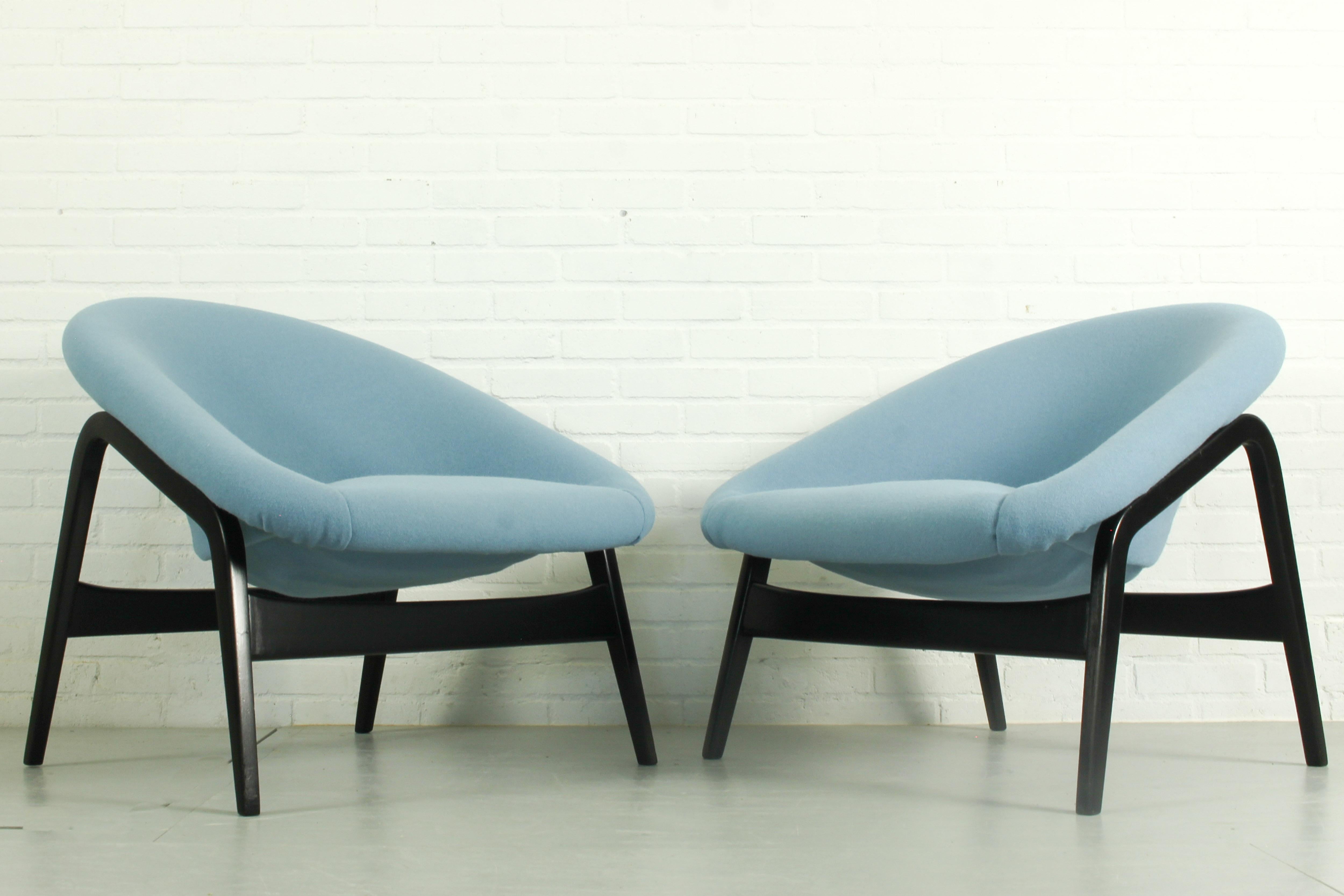 Wool 2 Hartmut Lohmeyer for Artifort lounge chairs Model 118 'Columbus',  1957 For Sale