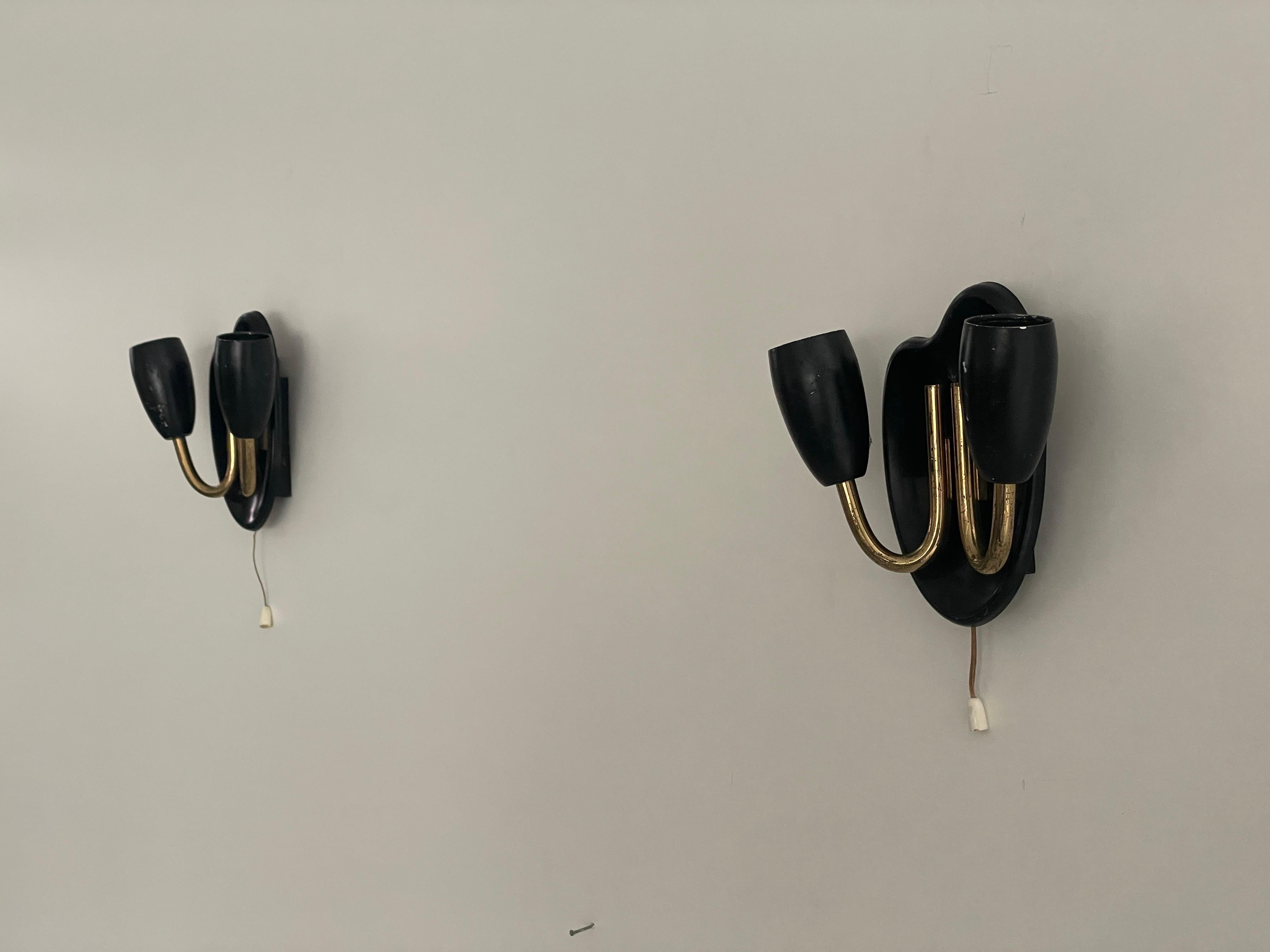 Mid-Century moderno Coppia di piccole lampade a 2 teste in metallo nero, anni '50, Germania in vendita
