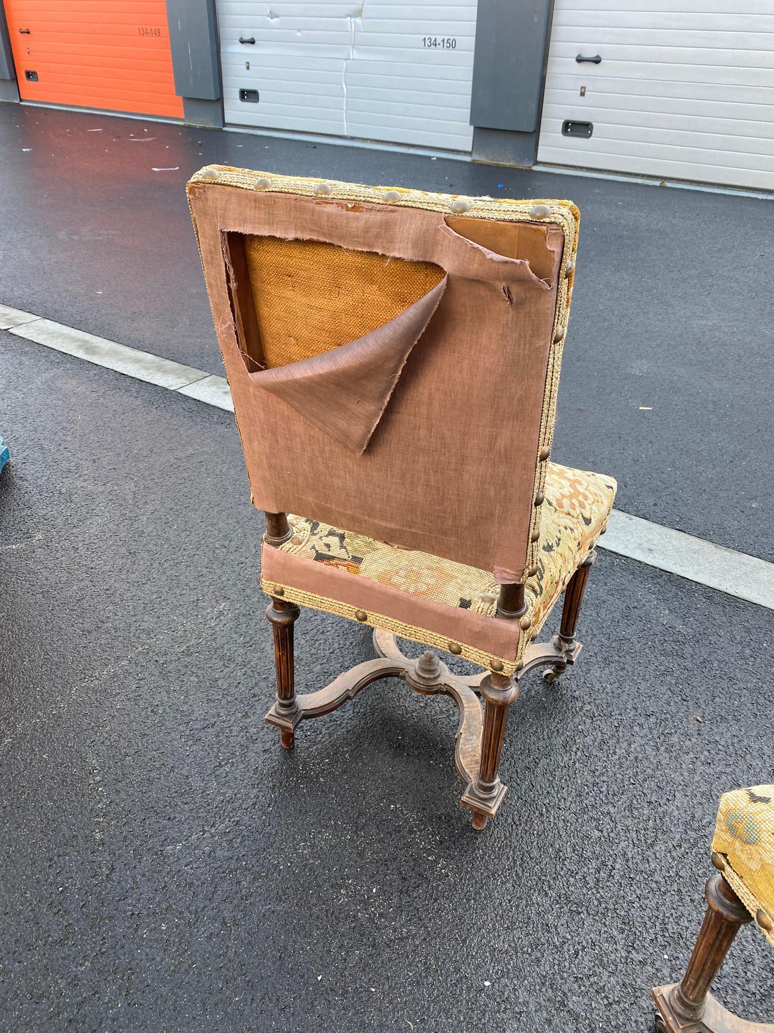 2 Sillas estilo Henri 2, con hermosos tapices circa 1900 en venta 3