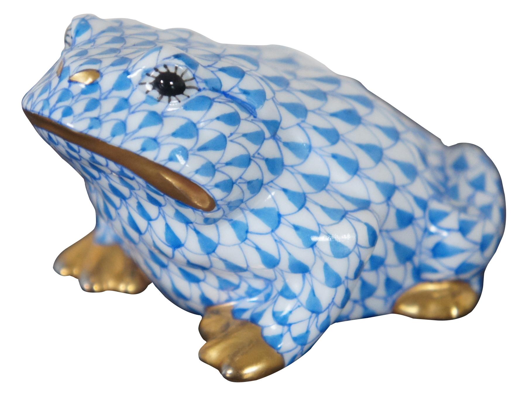 Pair of Herend Hungary fishnet hand painted patterned porcelain frogs or toads in blue and green with gold accents.
   