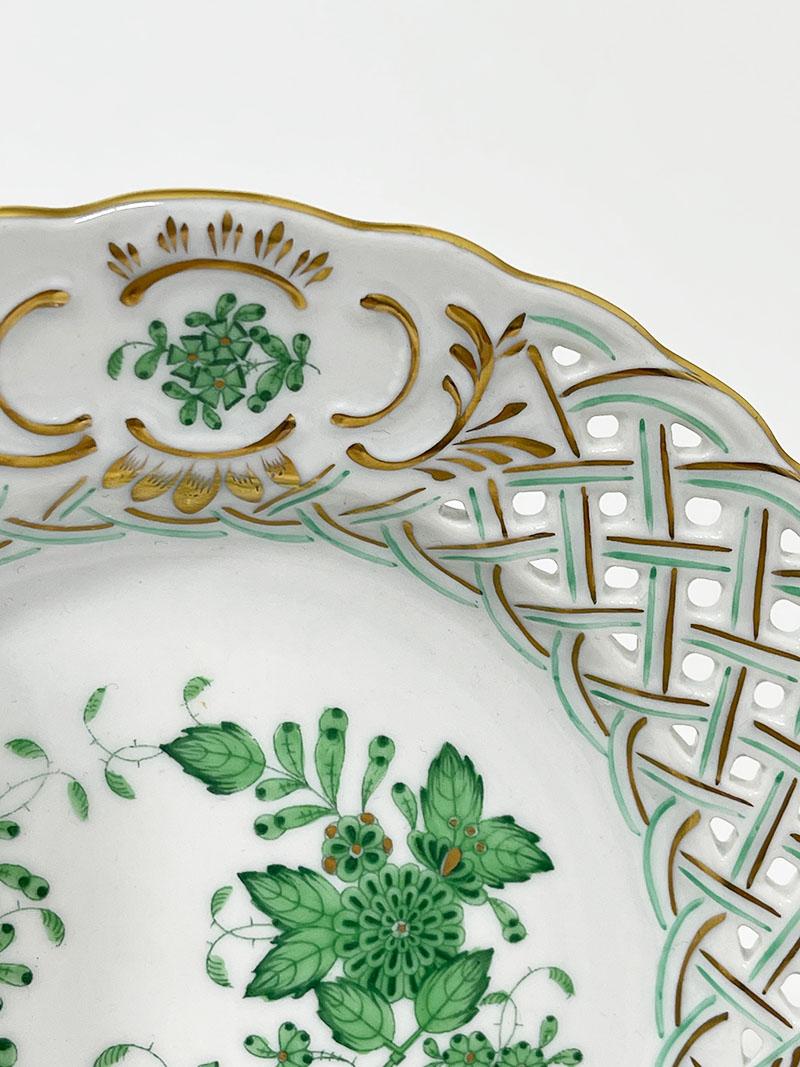 green decorative plates