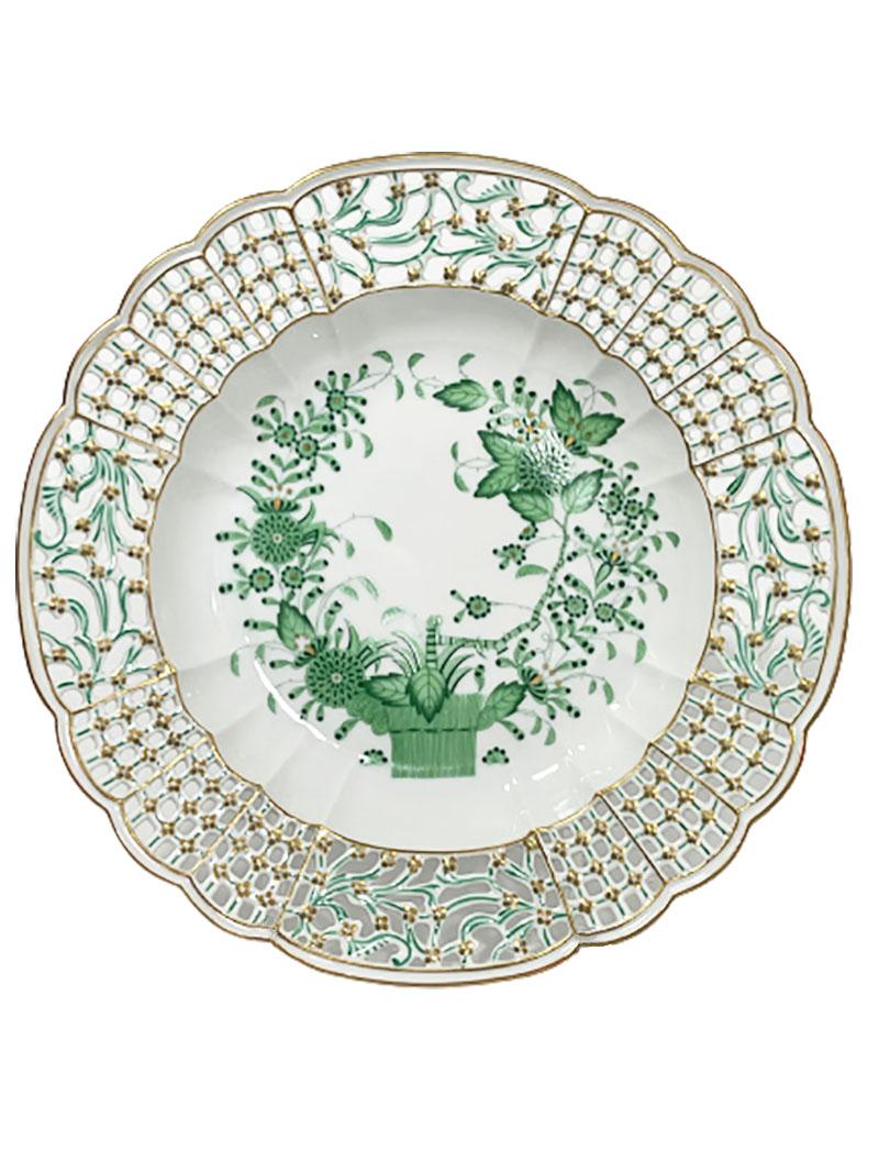 decorative green plates
