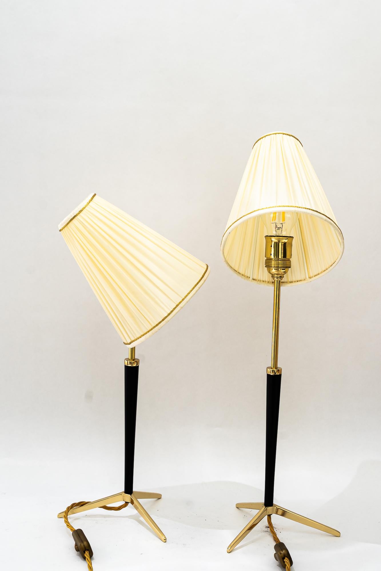 Austrian 2 hight adjustable J.T.Kalmar table lamps with fabric shades vienna around 1950s For Sale
