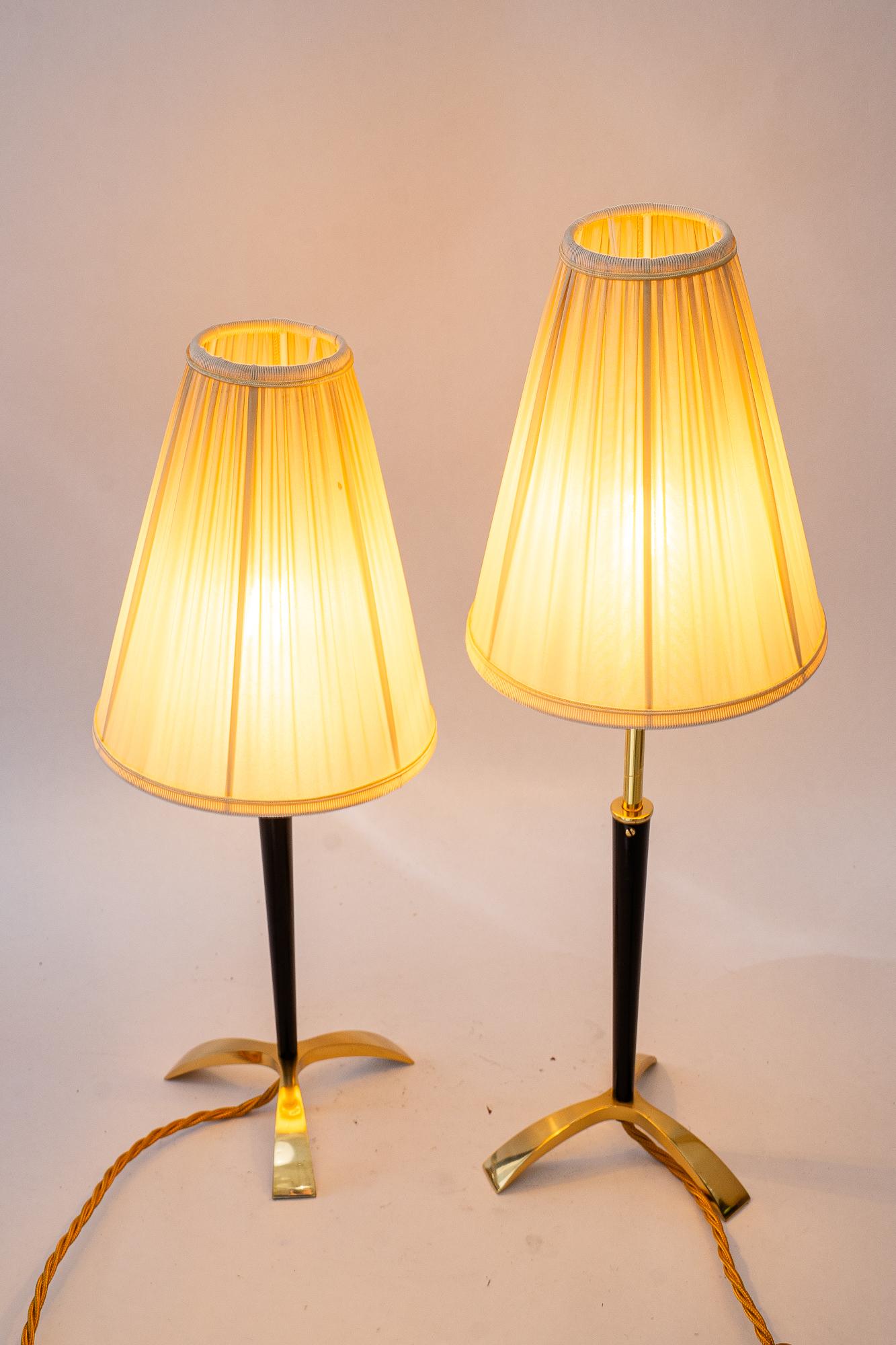 2 lámparas de mesa J.T. Kalmar regulables en altura con pantallas de tela viena años 50 aproximadamente mediados del siglo XX en venta