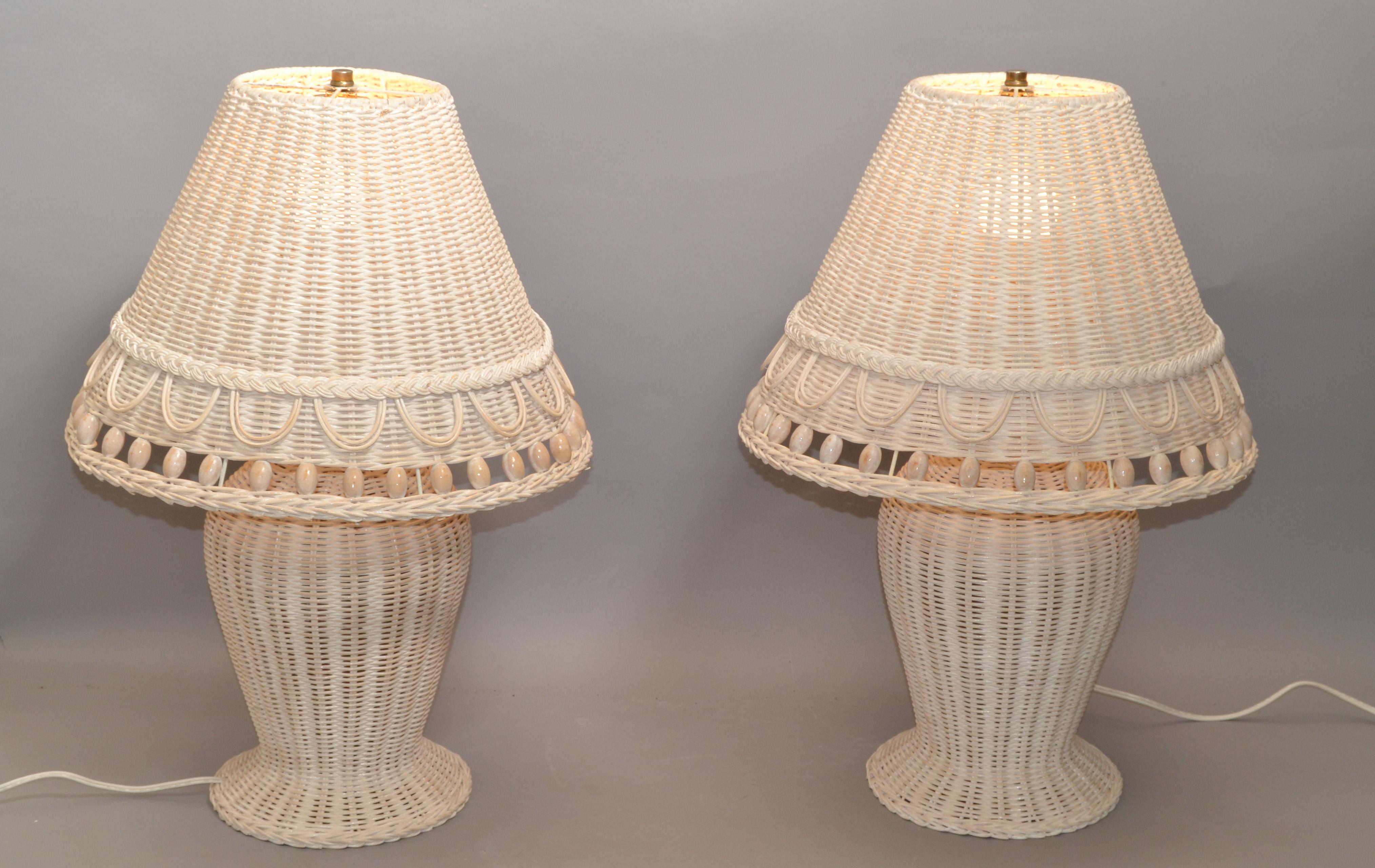 2 Hollywood Regency Vintage White Bleached Handwoven Wicker & Beaded Table Lamp For Sale 4