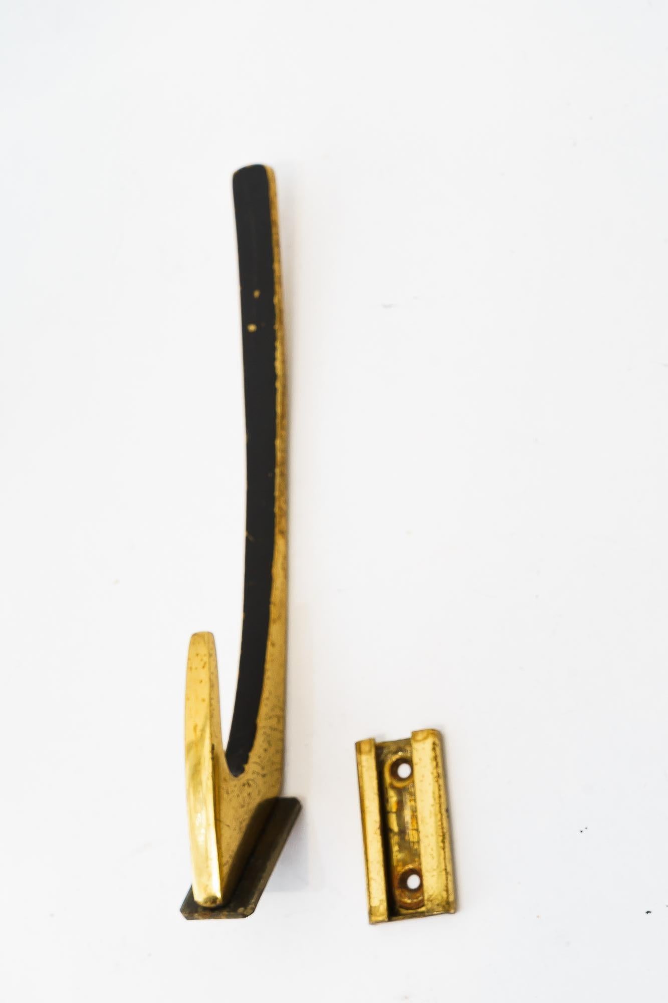 2 hooks around 1950s In Good Condition For Sale In Wien, AT