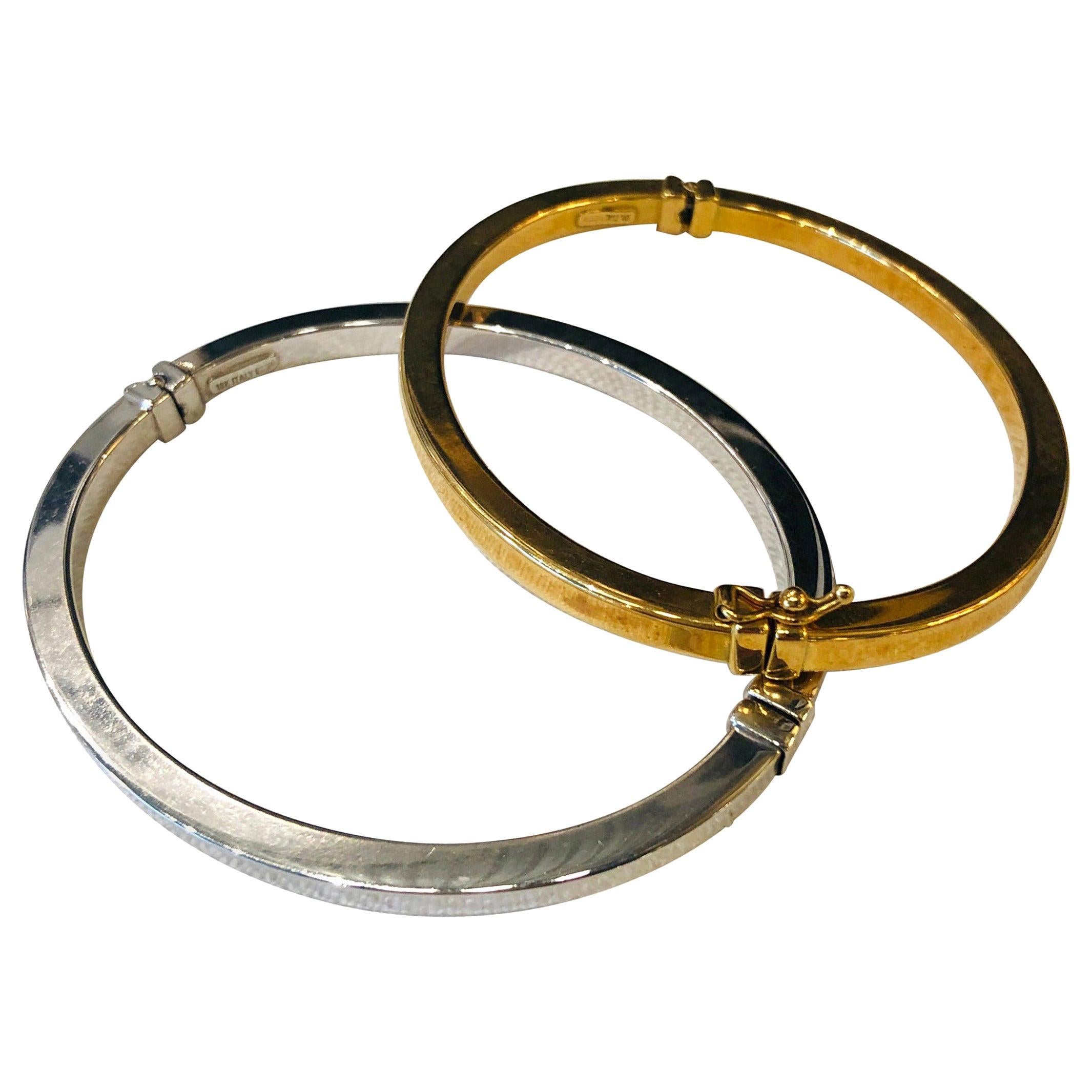 2 Italian Stamped 18-Karat Yellow and White Gold Bangles / Bracelet with Clasps For Sale
