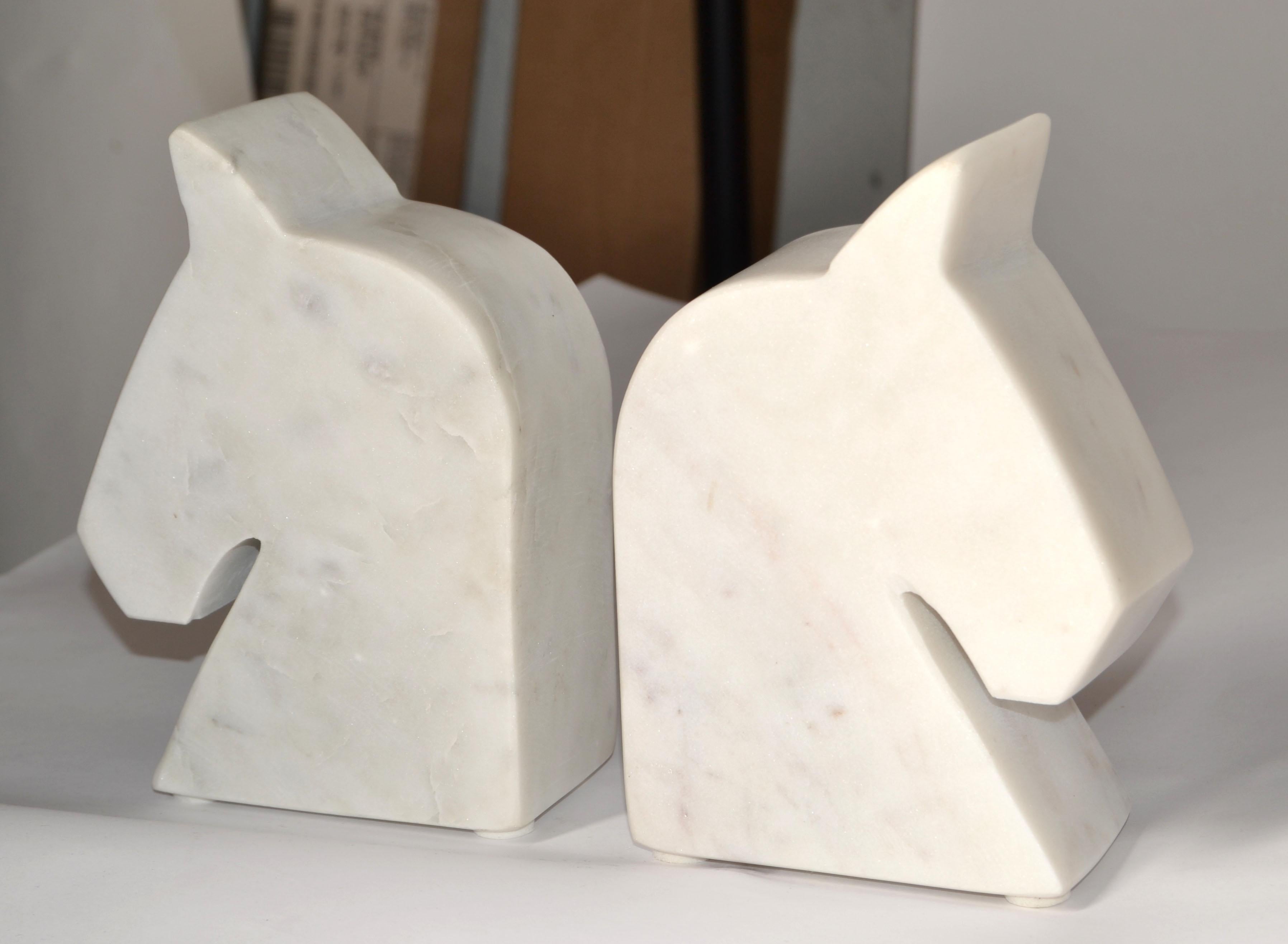 20th Century 2 Italian White Carrara Marble Horse Head Shaped Animal Bookends Objects of Art For Sale