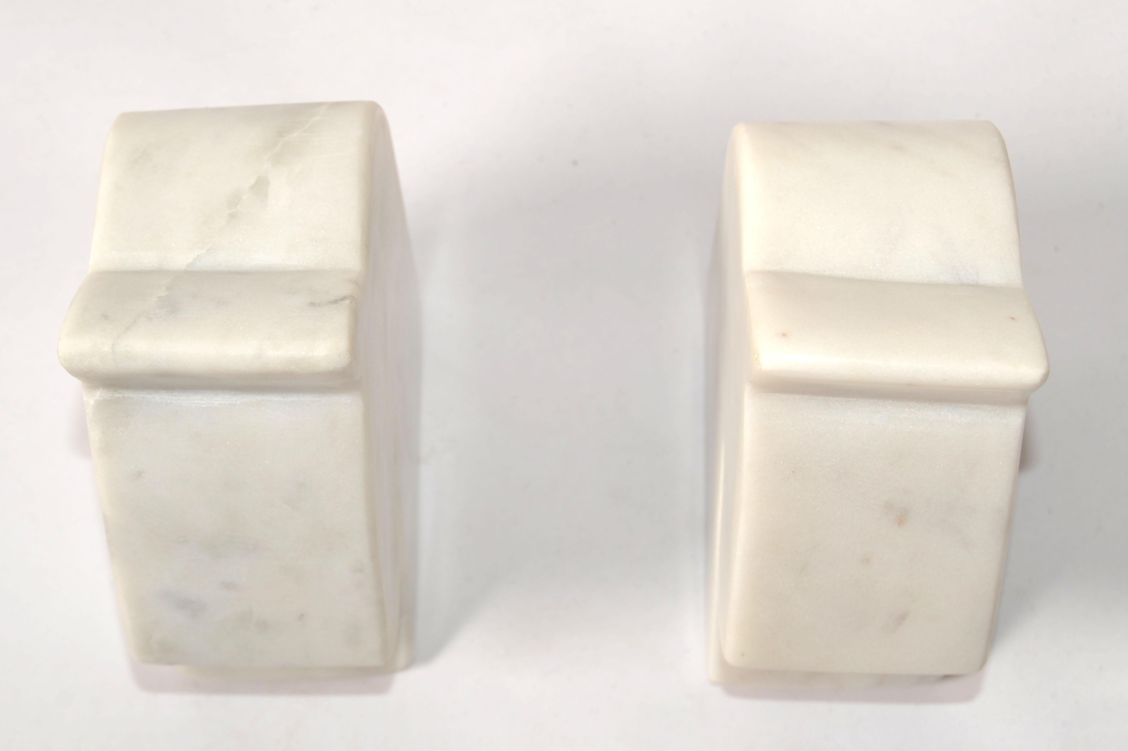 2 Italian White Carrara Marble Horse Head Shaped Animal Bookends Objects of Art For Sale 3