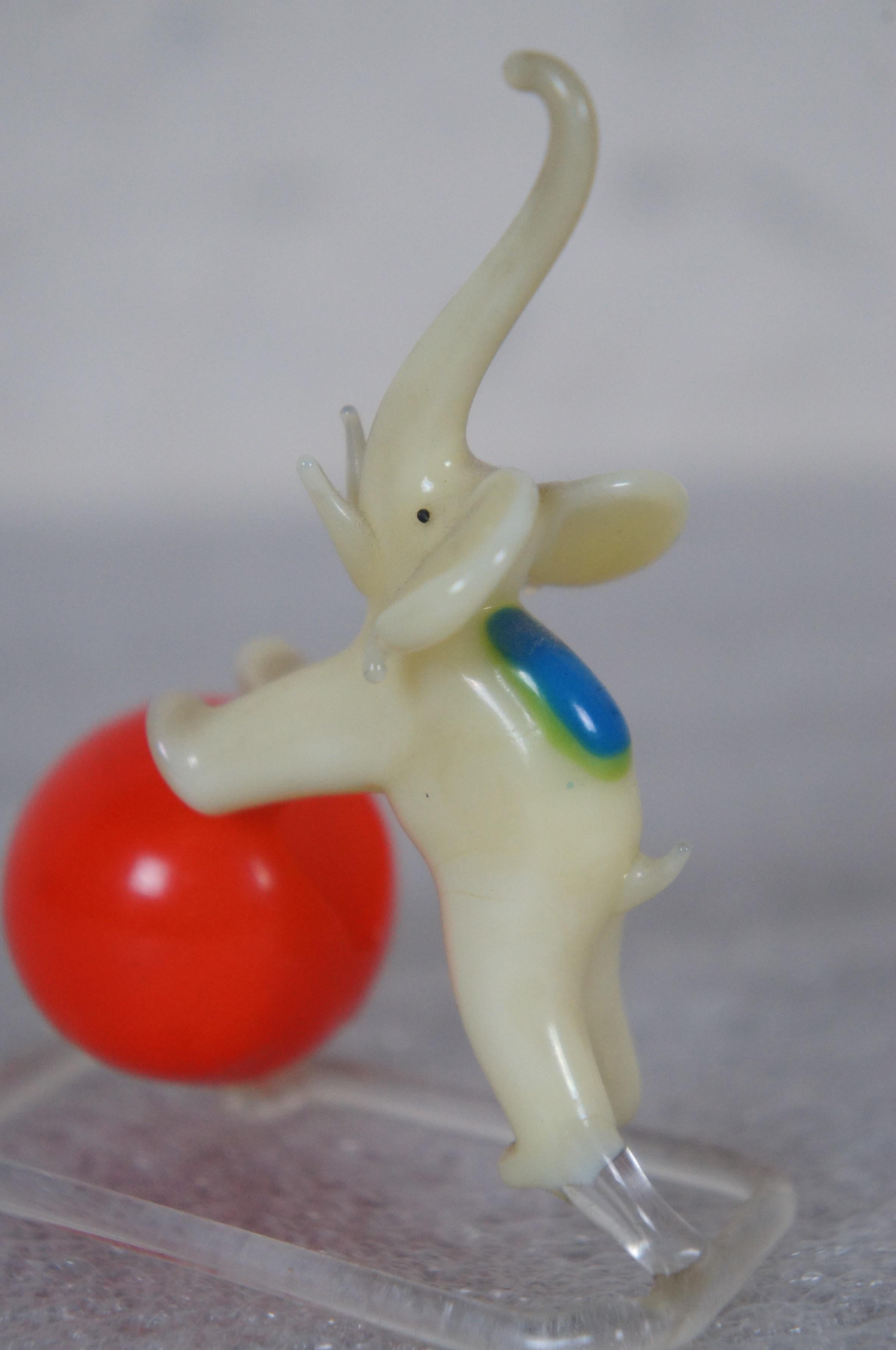 2 Jaroslav Brychta Tschechisches Boho-Kunstglas Zirkus-Elefanten mit Kugelfiguren 3