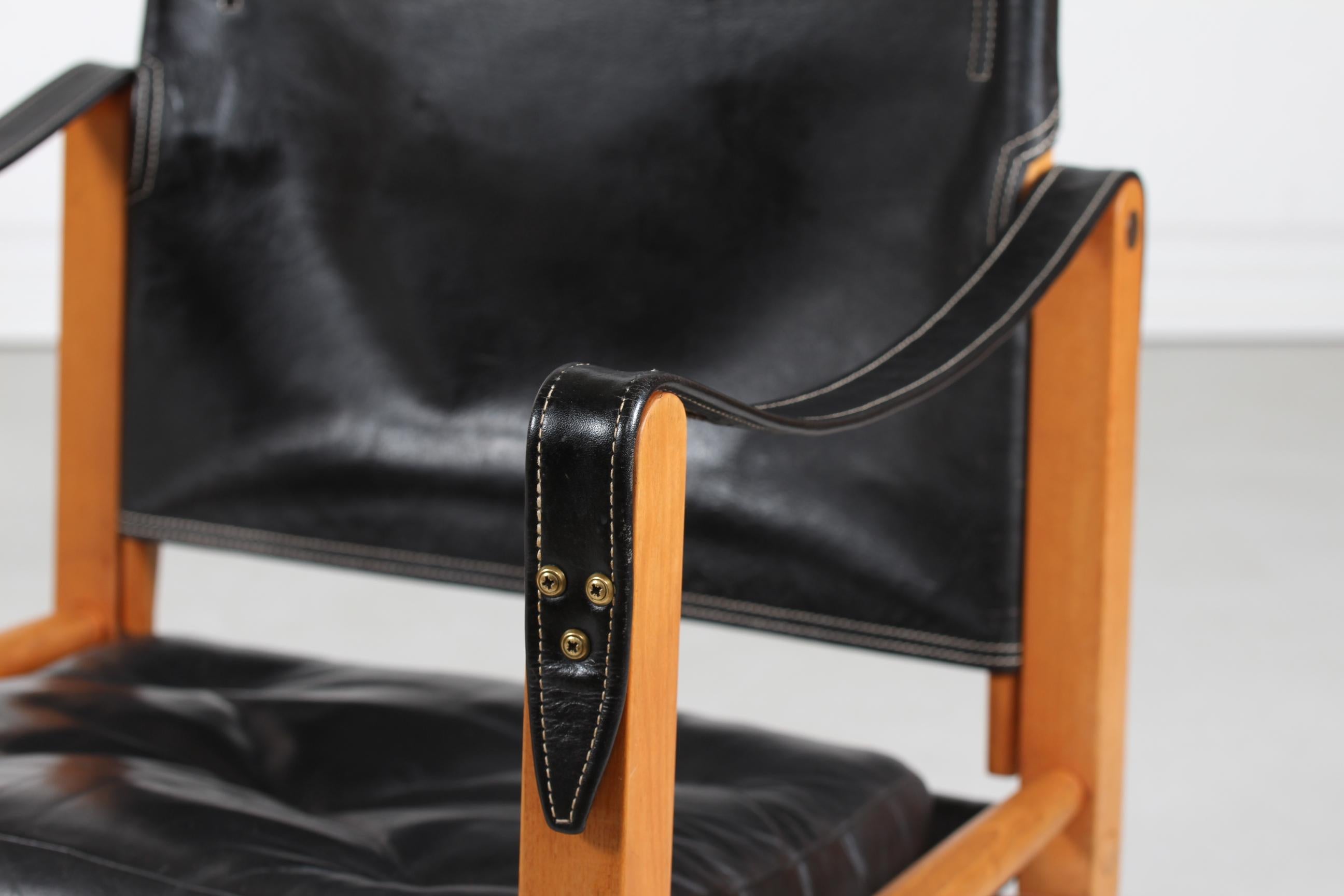 Scandinavian Modern 2 Kaare Klint Safari Chairs with Black Leather by Rud Rasmussen, Denmark 1960s 