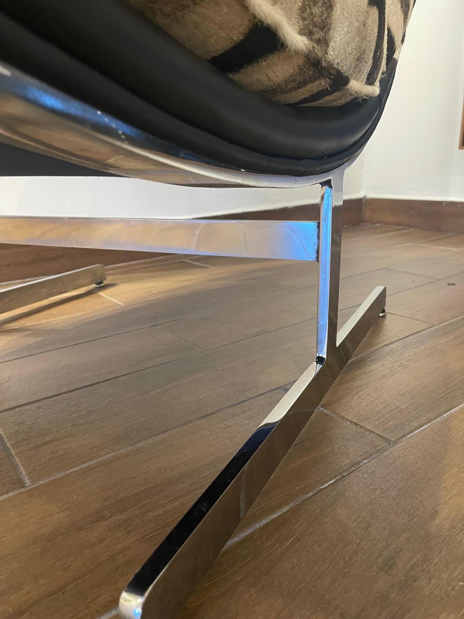 Silla Direccional Kipp Stewart en Cebra en Bueno estado para la venta en Saint Louis, US