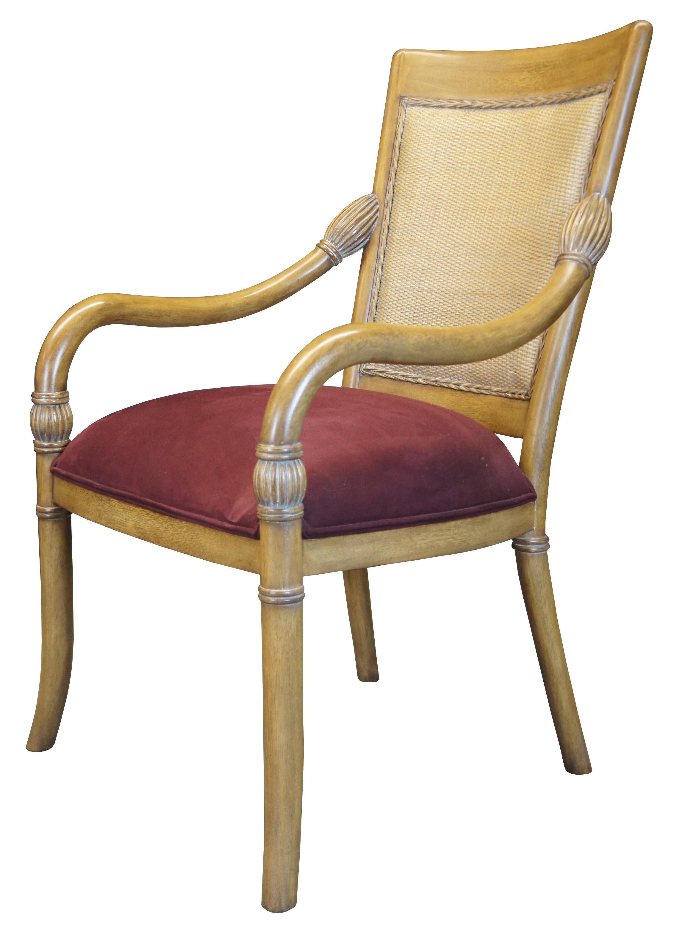 2 Kreiss luxuriöse moderne Empire-Stil Mahagoni und Korbweide Sessel mit Rückenlehne aus Wildleder im Zustand „Gut“ im Angebot in Dayton, OH