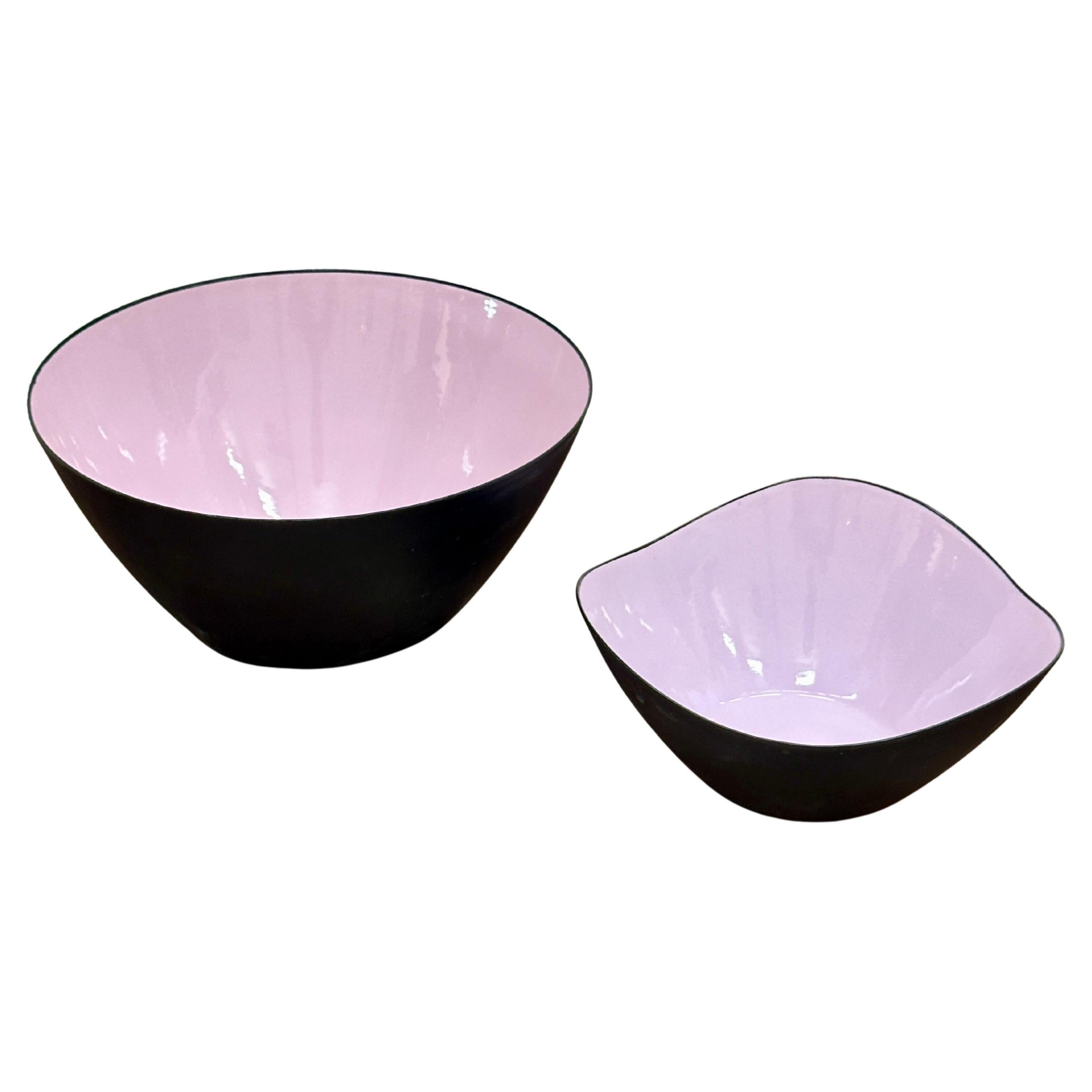 2 Krenit Bowls from the 1950s by Herbert Krenchel, (Pink Enamel) made in Denmark For Sale