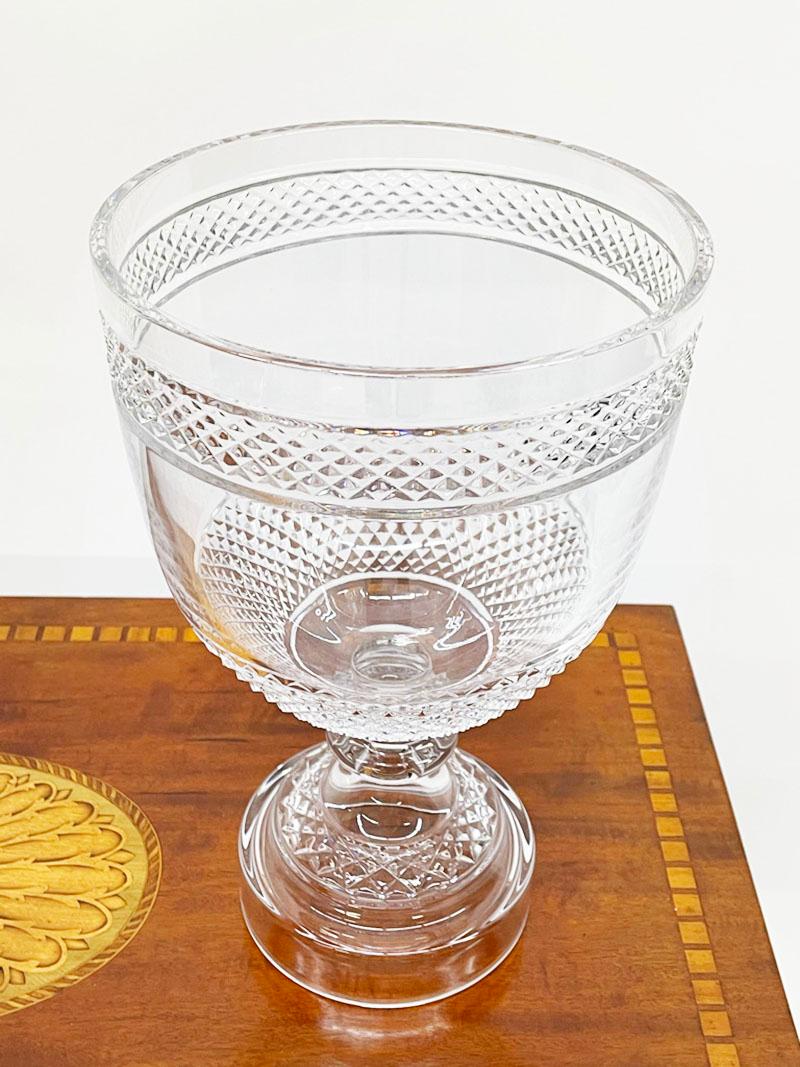 Large high Diamond Cut Crystal Footed Bowl Vases In Good Condition For Sale In Delft, NL