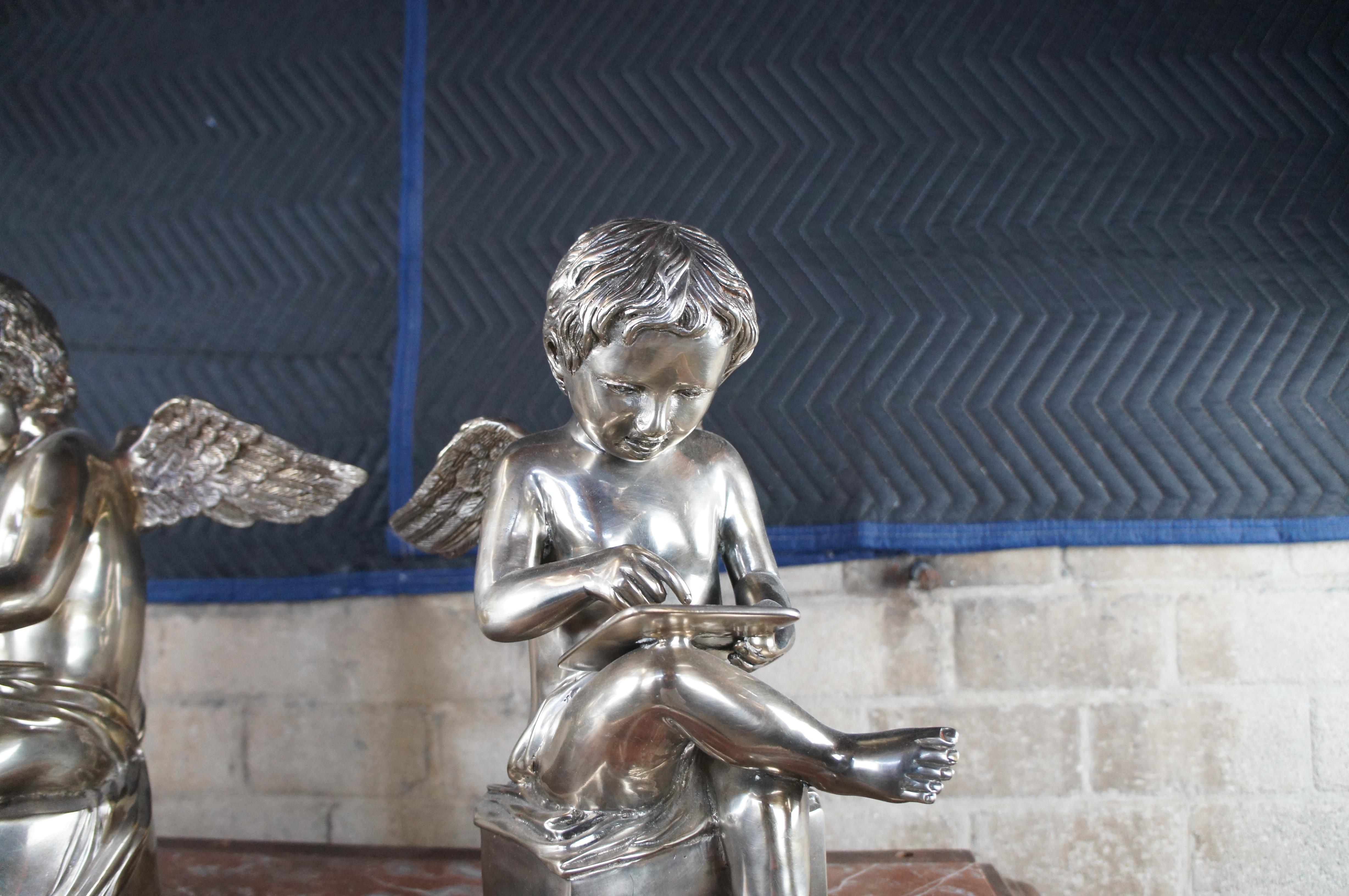 2 Grandi sculture neoclassiche d'argento in argento con figure di angeli e cherubini in vendita 1