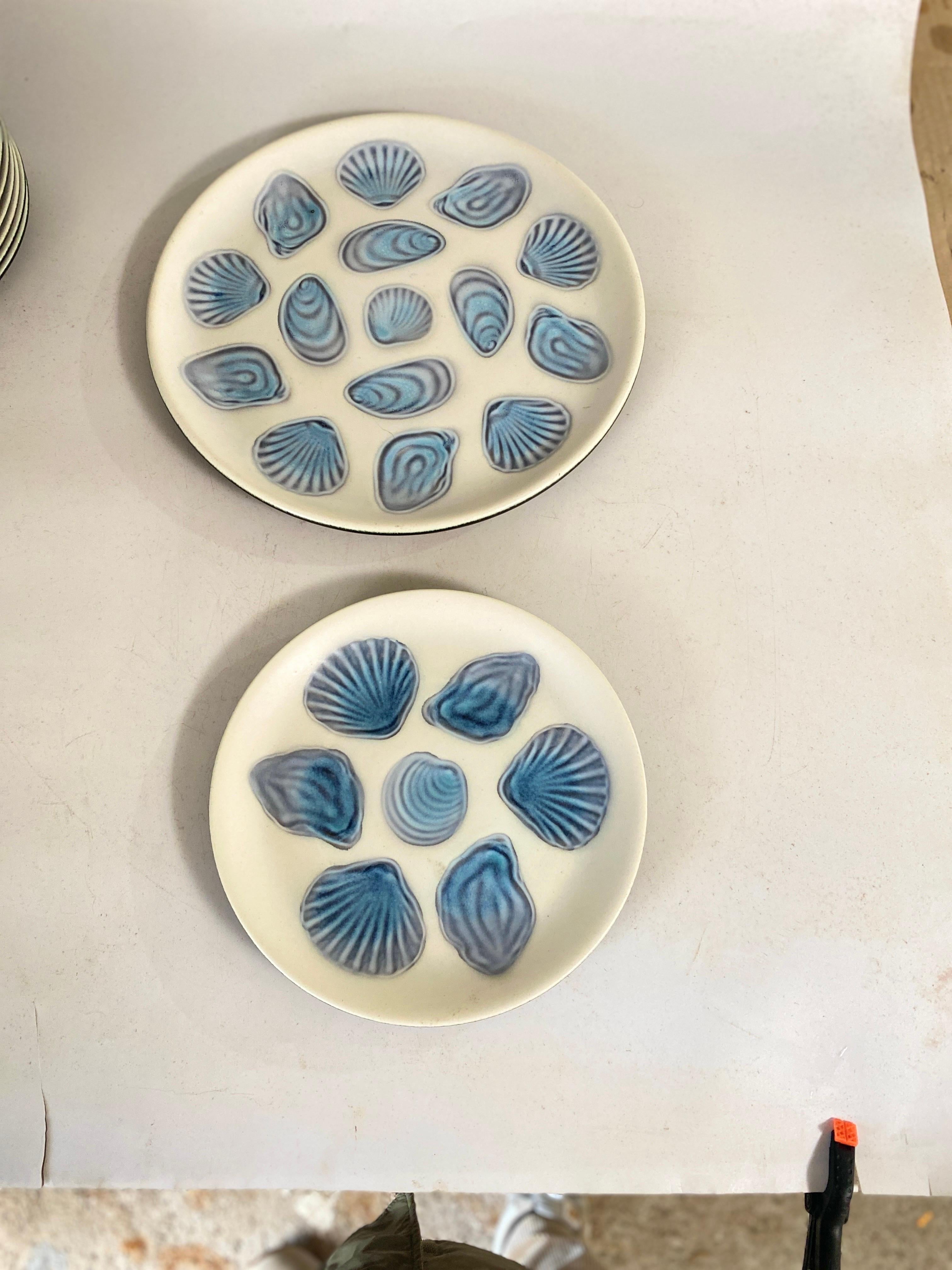 2 Large Oyster Plates and 6 Plates in Ceramic Blue and White France by Elchinger For Sale 1