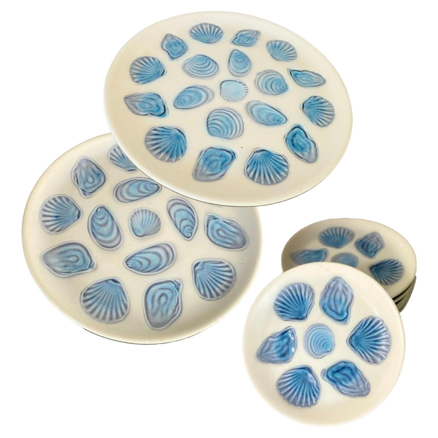 2 große Austernteller und 6 Teller aus Keramik in Blau und Weiß in Frankreich von Elchinger