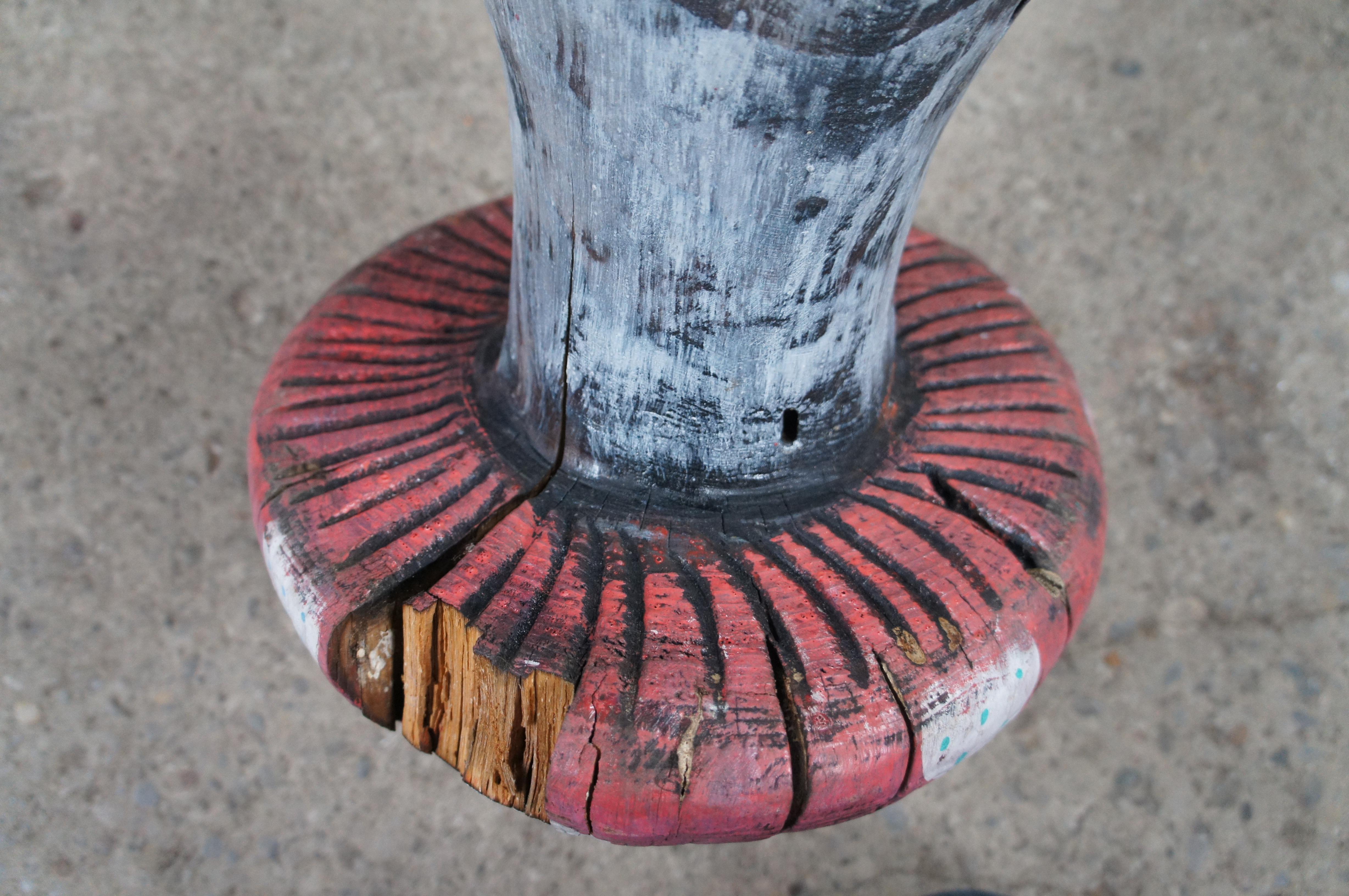 2 Esculturas de Setas de Madera Talladas y Pintadas de Arte Popular de JD 19
