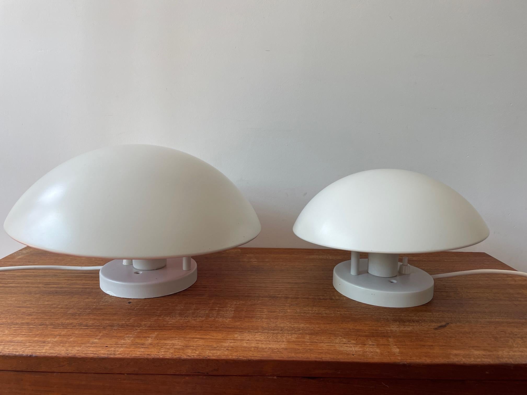2 Louis Poulsen PH Hat wall lamps. Poul Henningsen lights. Danish design lamps.  For Sale 4
