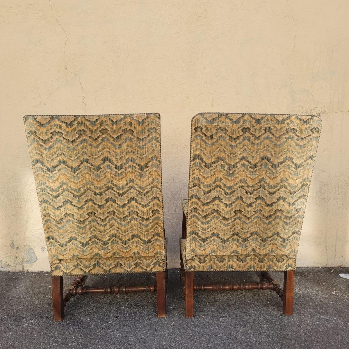 2 Poltrone d'epoca Luigi XIII con arazzo in vendita 2