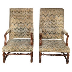 2 fauteuils d'époque Louis XIII avec tapisserie