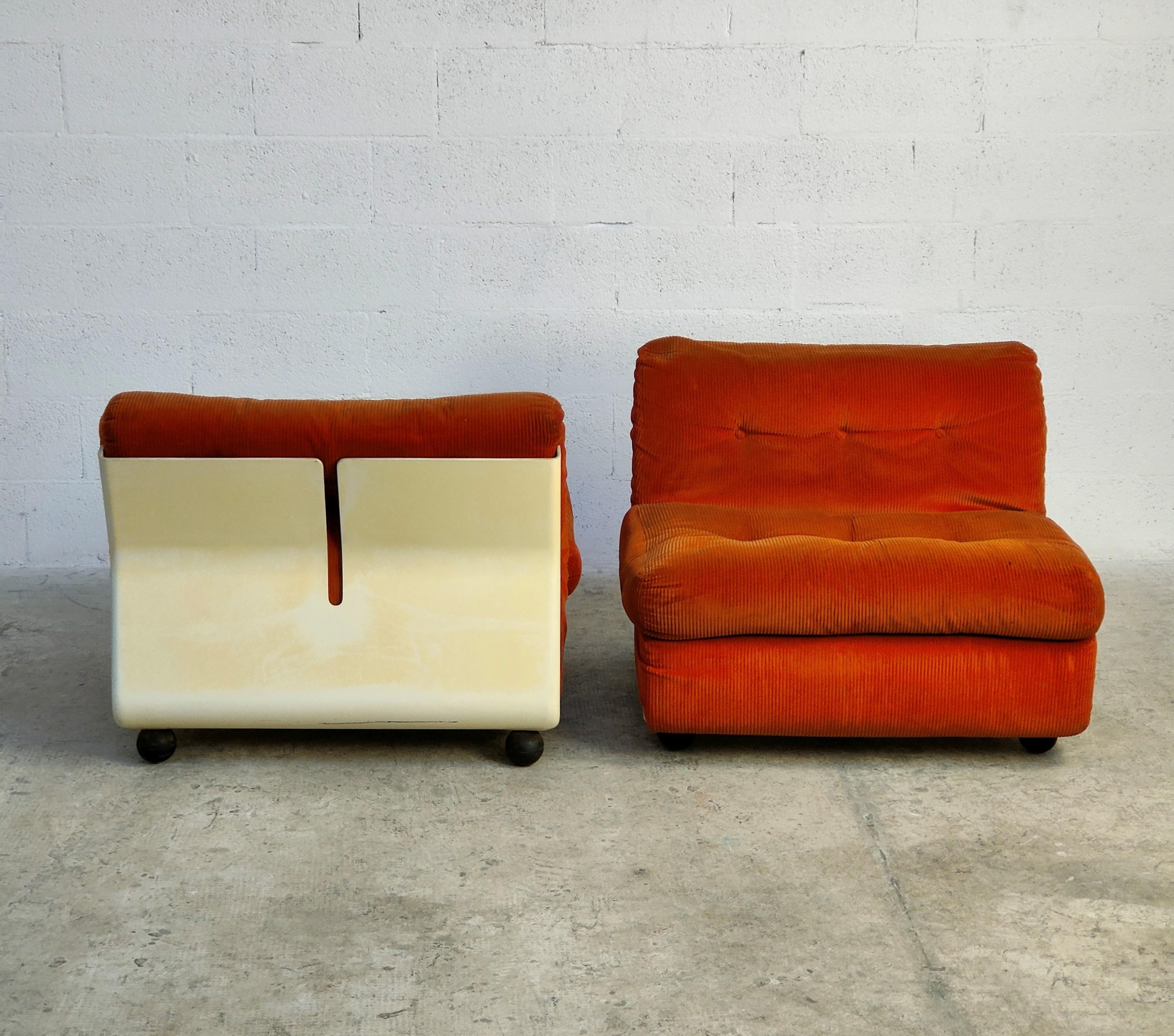 2 Lounge Chairs and a Low Table Amanta by Mario Bellini for B&B Italia 70s 1