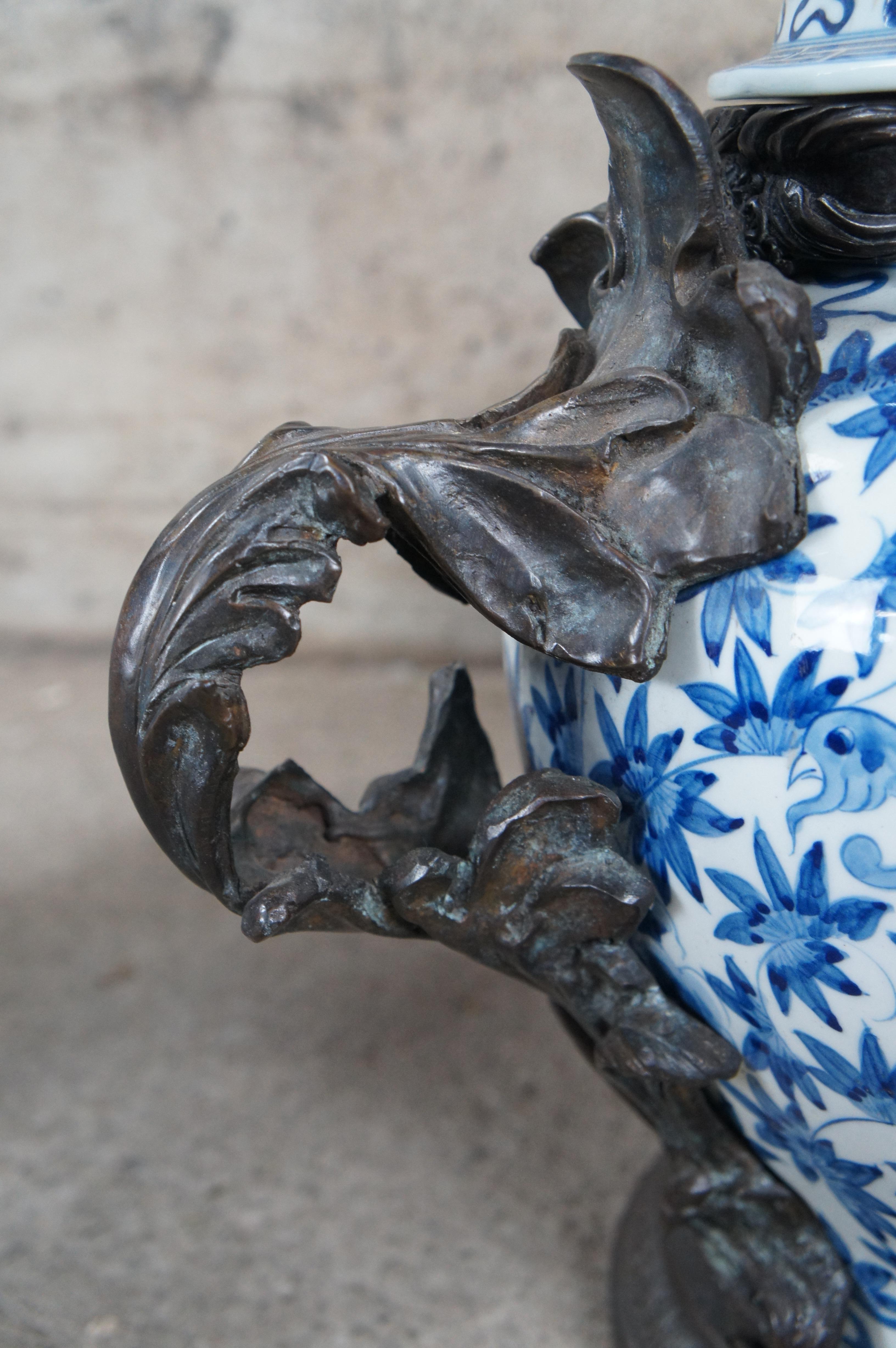 2 Maitland Smith Blue & White Chinoiserie Porcelain Bronze Ginger Jars Urns Pair 1