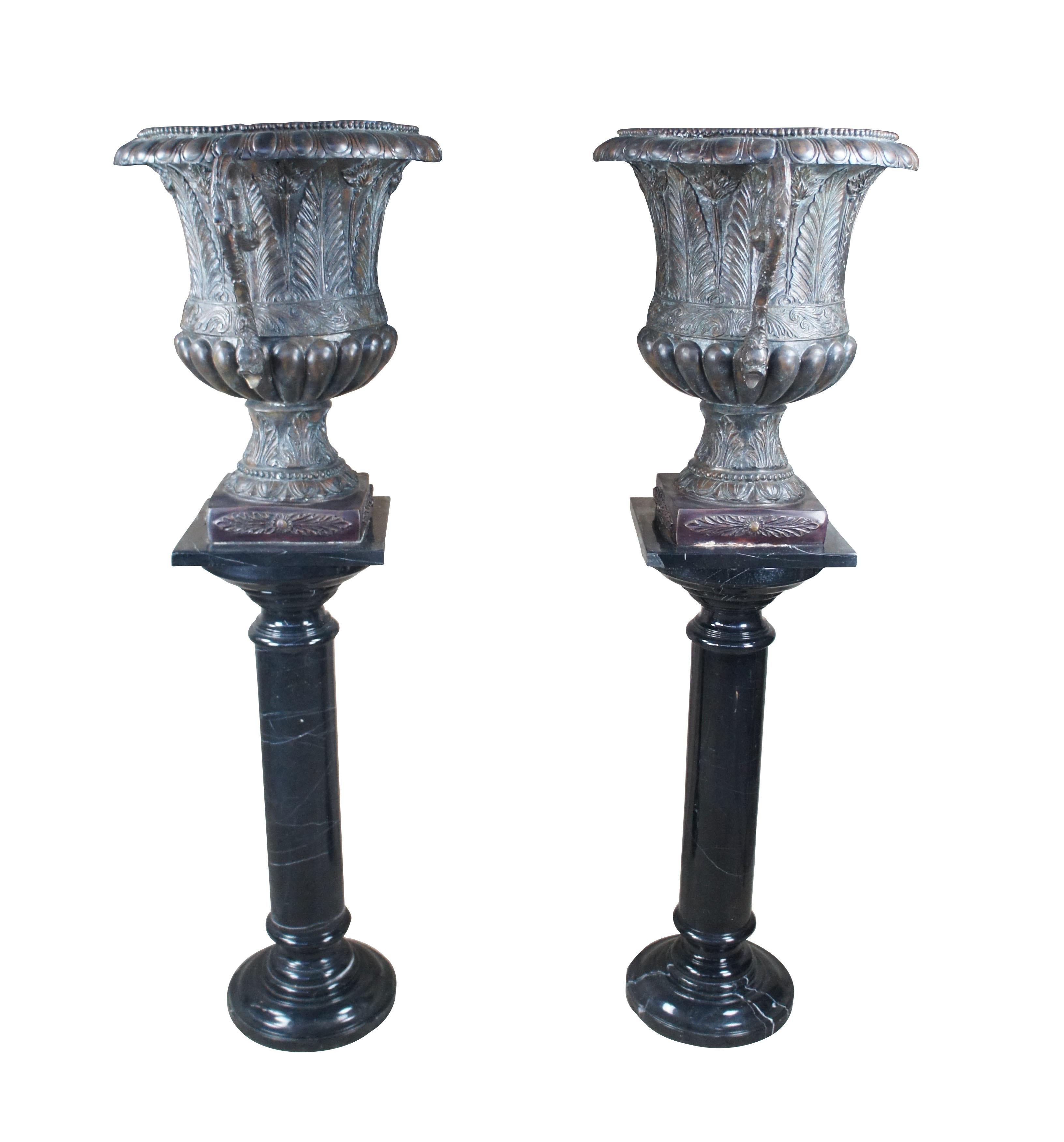 Néo-classique 2 Maitland Smith Bronze Neo Grec Jardinières Urnes Marbre Pedestal Stand 62