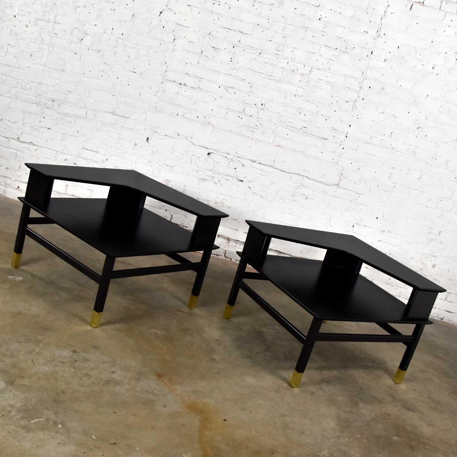 2 MCM Founders Corner Step Tables Black Brass Sabots Coronado Grp Luther Draper  For Sale 2