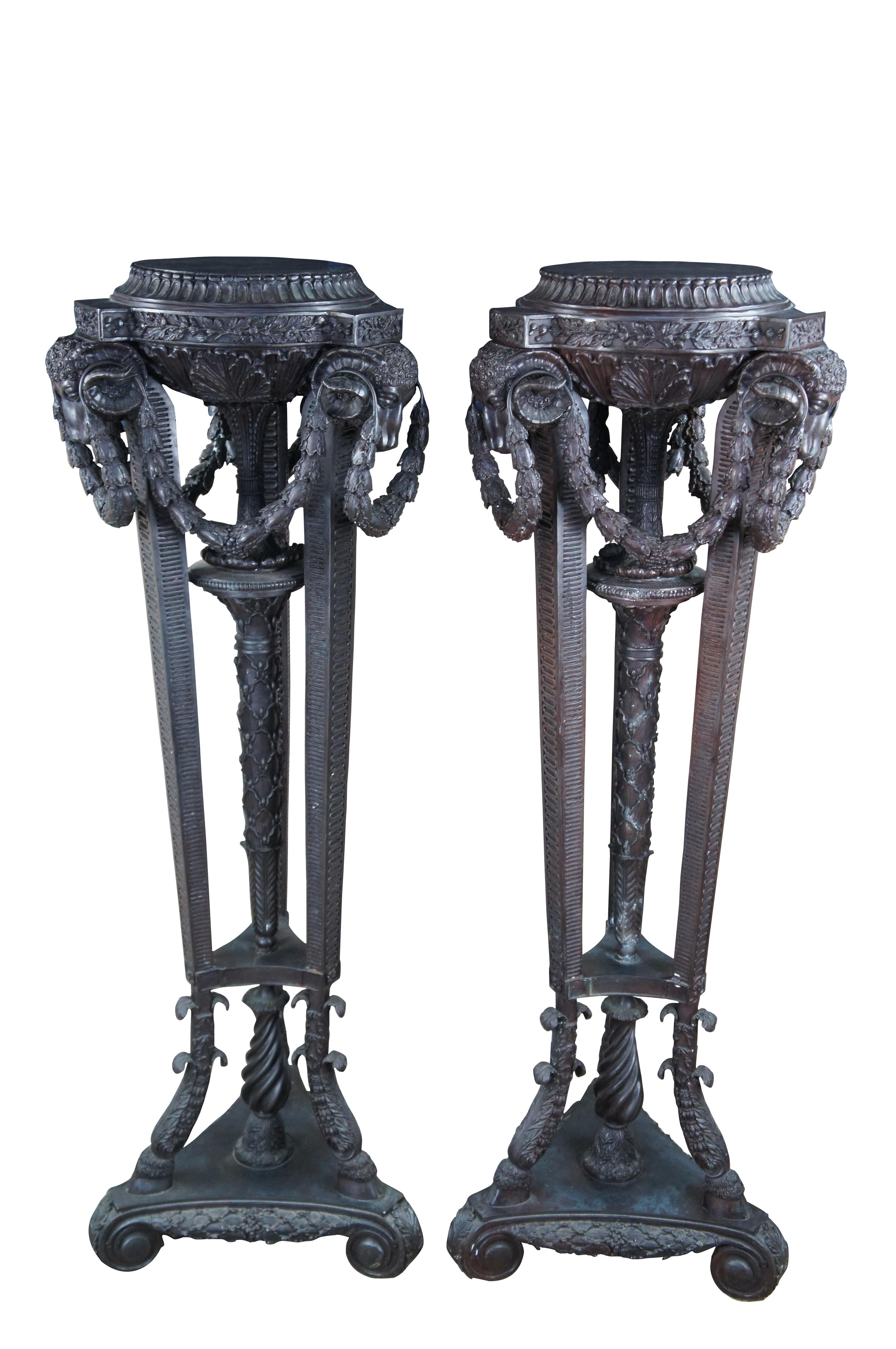 2 Metropolitan Galleries Neoclassical Bronze Rams Head Sculpture Pedestals Stand In Good Condition For Sale In Dayton, OH