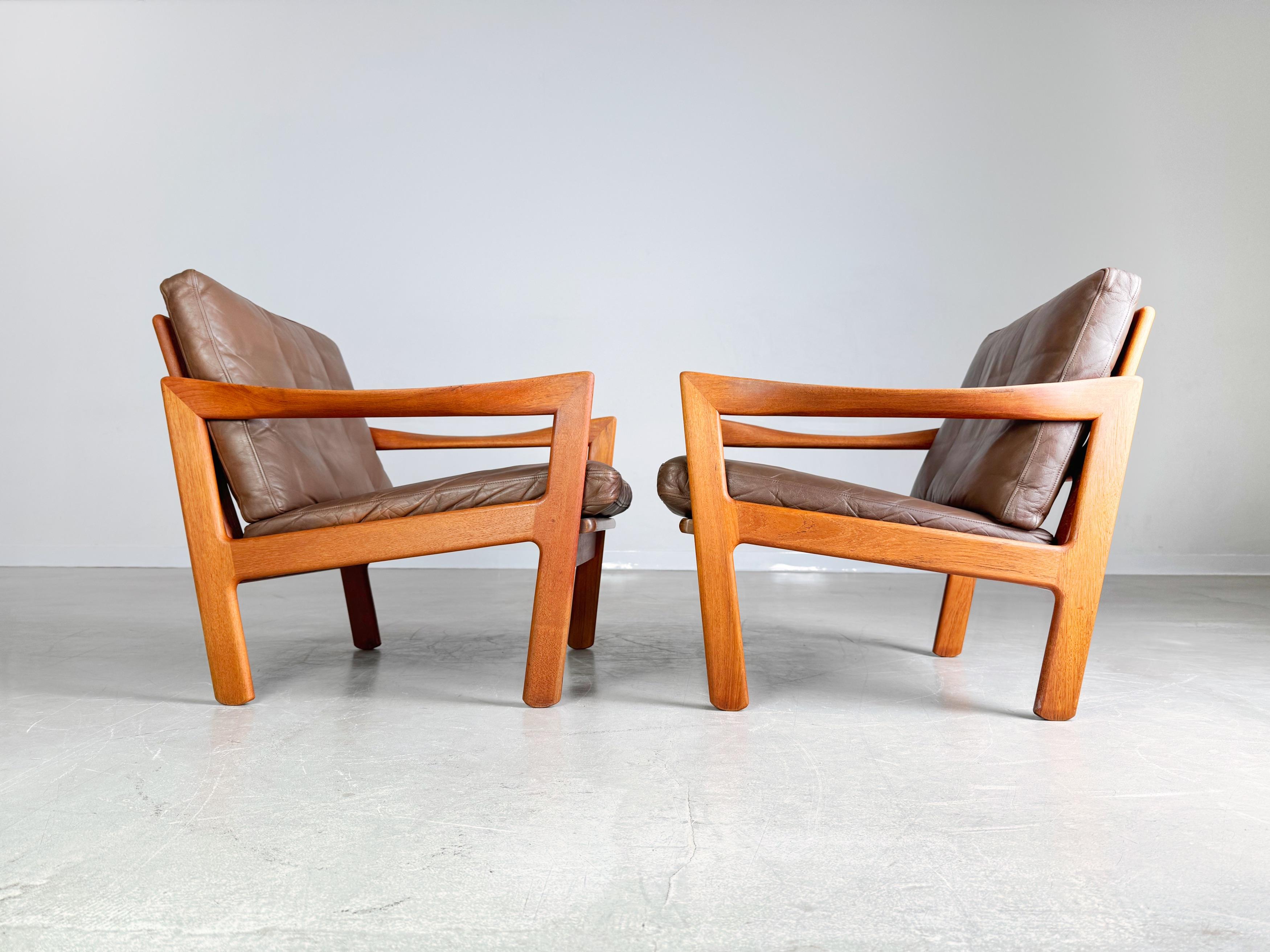 2 sillones Mid Century Niels Eilersen Illum Wikkelsø Butaca Teca en venta 1