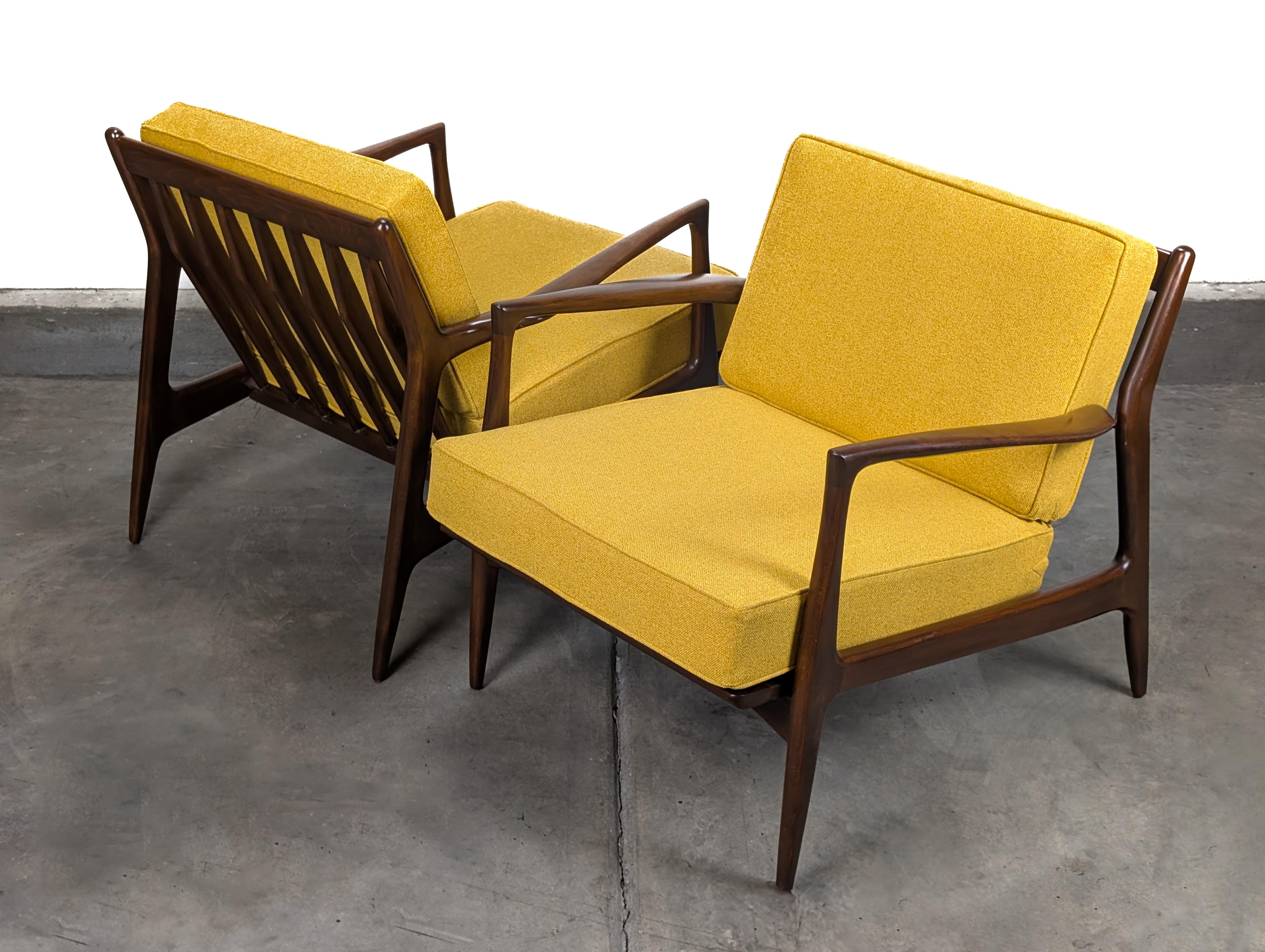 2 Mid Century 'Blade Arm' Lounge Chairs by Ib Kofod-Larsen for Selig, c1960s For Sale 9
