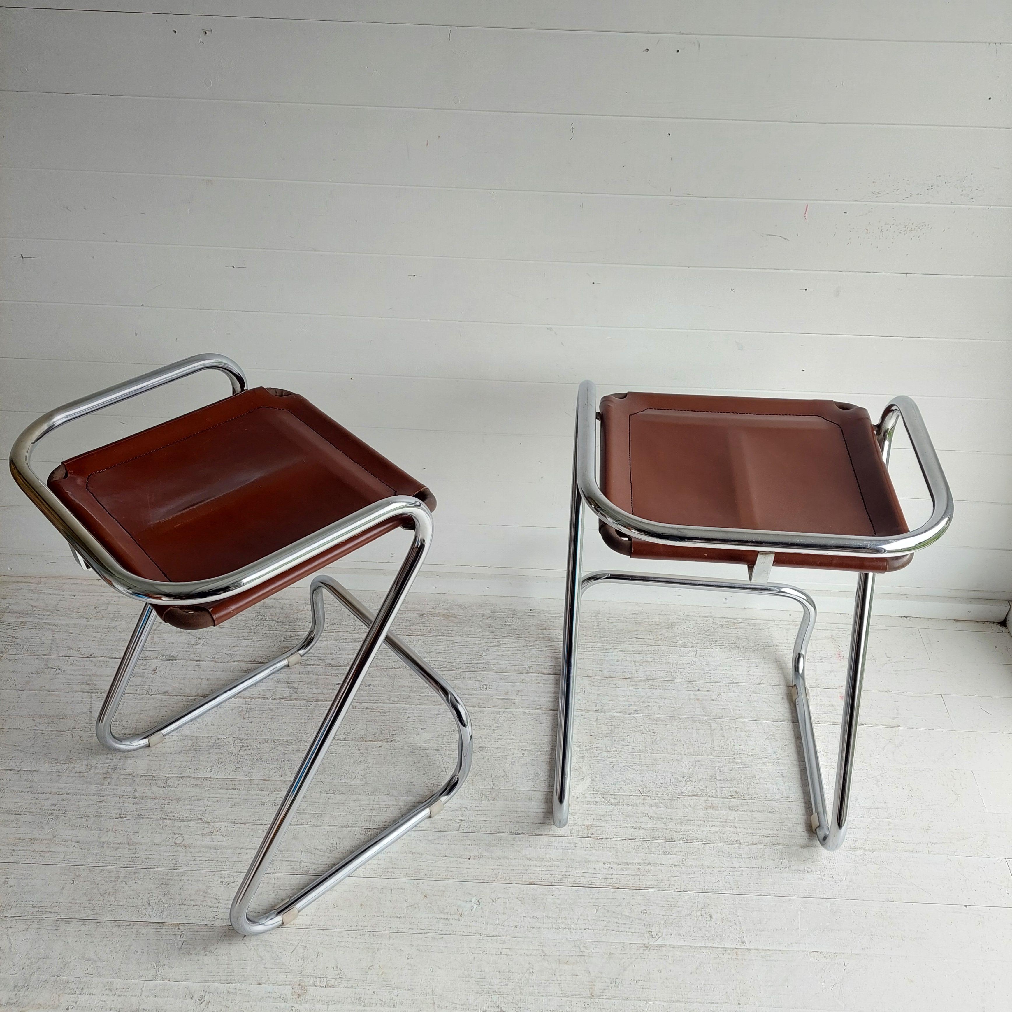 2 Mid Century Chrome & leatherette Bar Stools Borge Lindau style, Italy 1970s 3