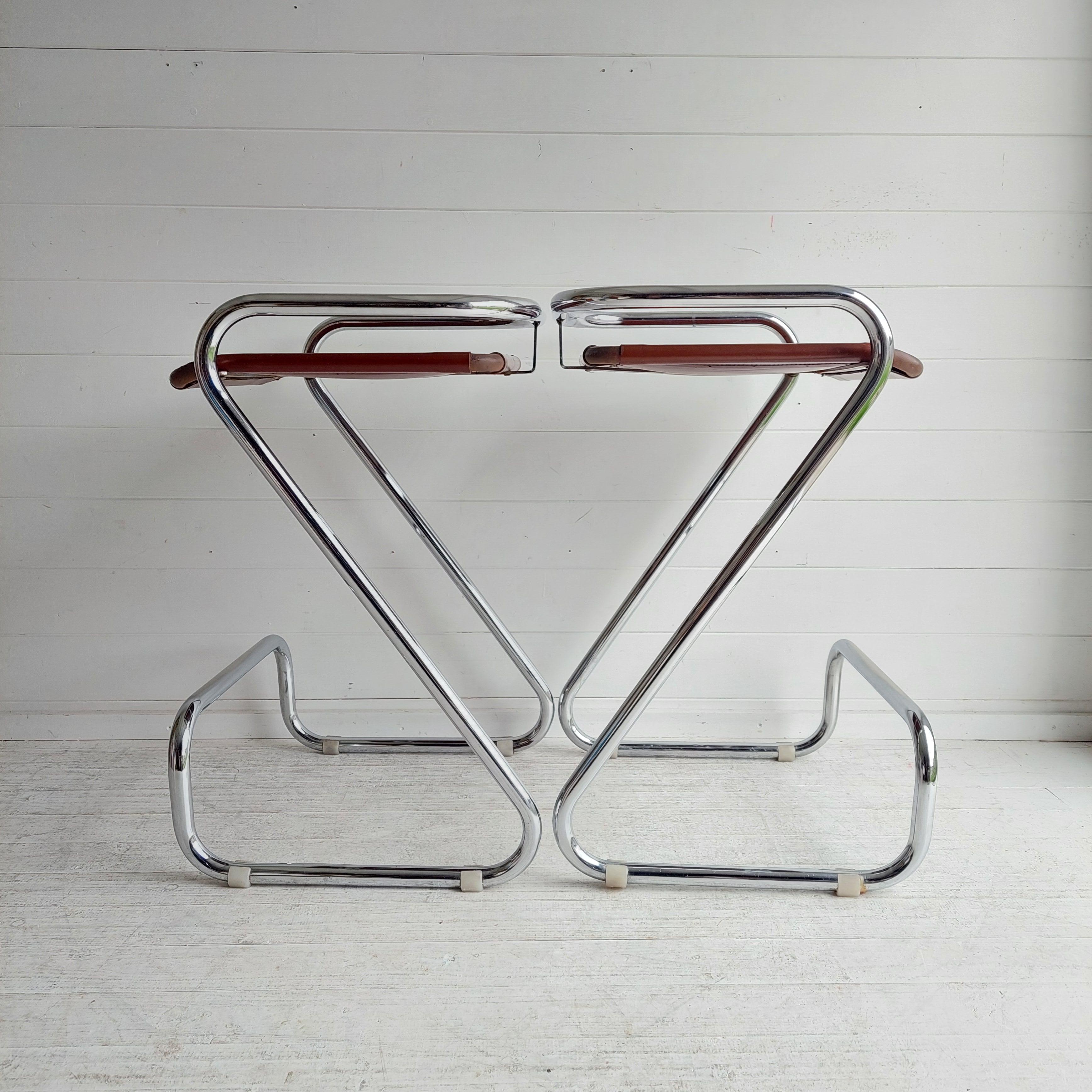 20th Century 2 Mid Century Chrome & leatherette Bar Stools Borge Lindau style, Italy 1970s