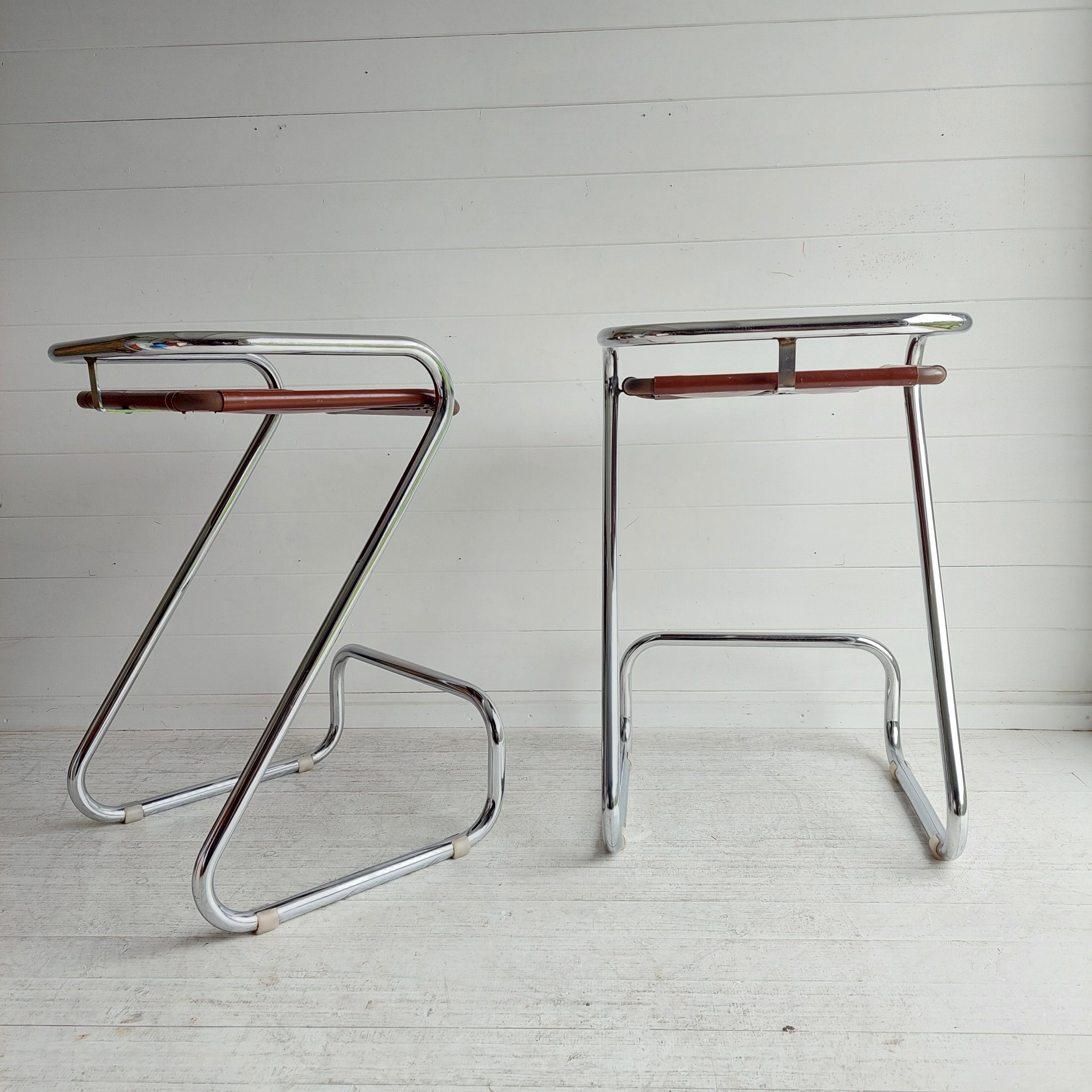 2 Mid Century Chrome & leatherette Bar Stools Borge Lindau style, Italy 1970s 2