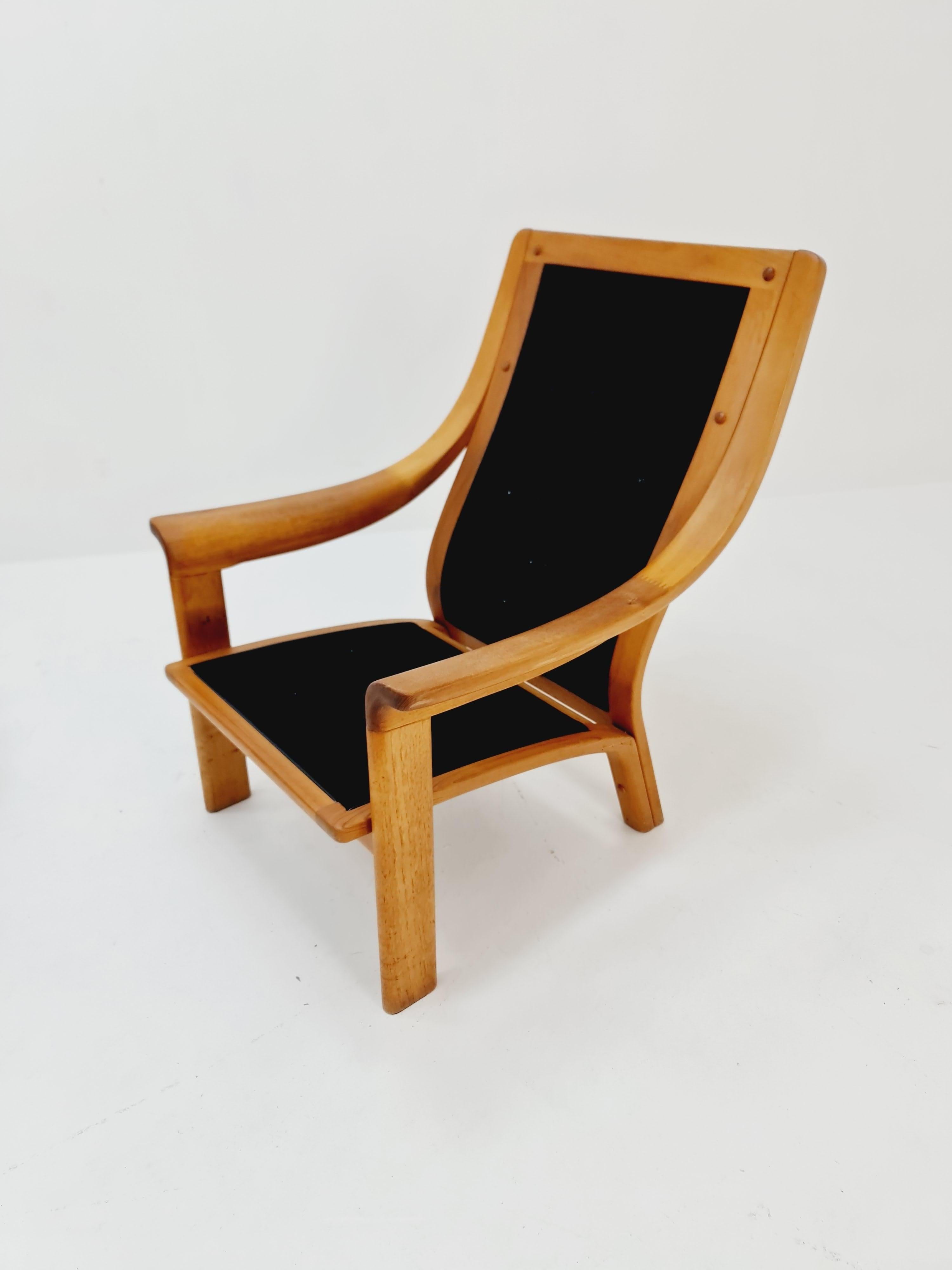 2 Mid century easy lounge chairs by P.Jeppesen in solid teak For Sale 4