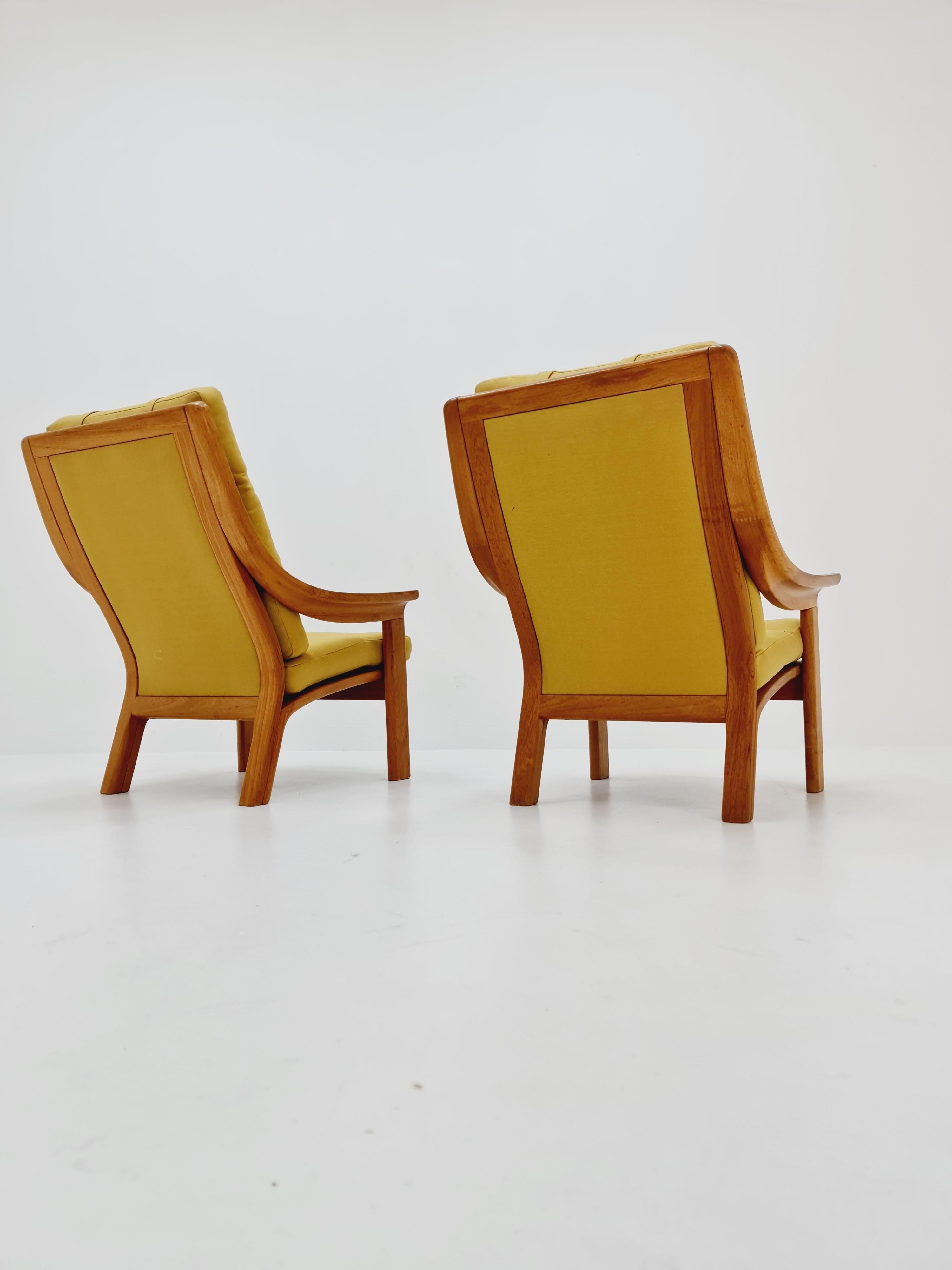 Mid century easy lounge chairs by P.Jeppesen , teak , 1960s, Set of 2

It is in great condition. However, as with all the vintage items some minor wear marks should be expected. The upholstery is is new and very good quility ,super comfortable