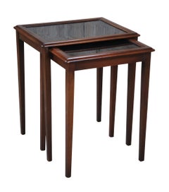 2 Mesas auxiliares nido de caoba de mediados de siglo Ferguson Bros Pareja Vintage