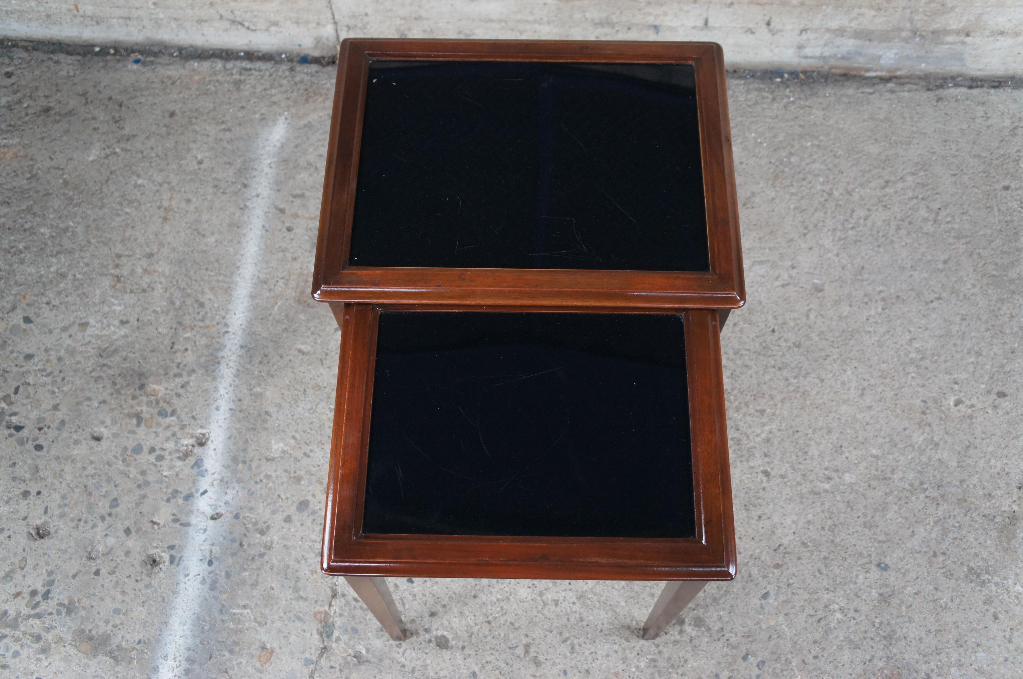 2 Mid Century Ferguson Bros Mahogany Nesting Side Accent Tables Vintage Pair  In Good Condition In Dayton, OH