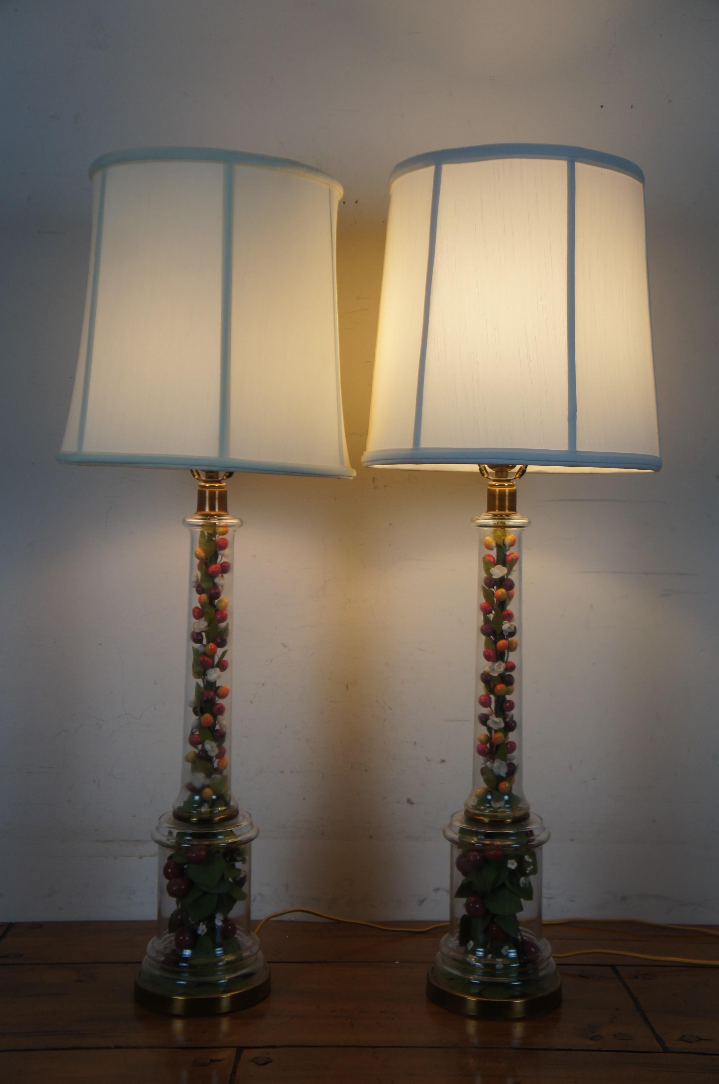2 Frederick Cooper Glass Brass Foliage Fruit Berries Table Lamps In Good Condition For Sale In Dayton, OH