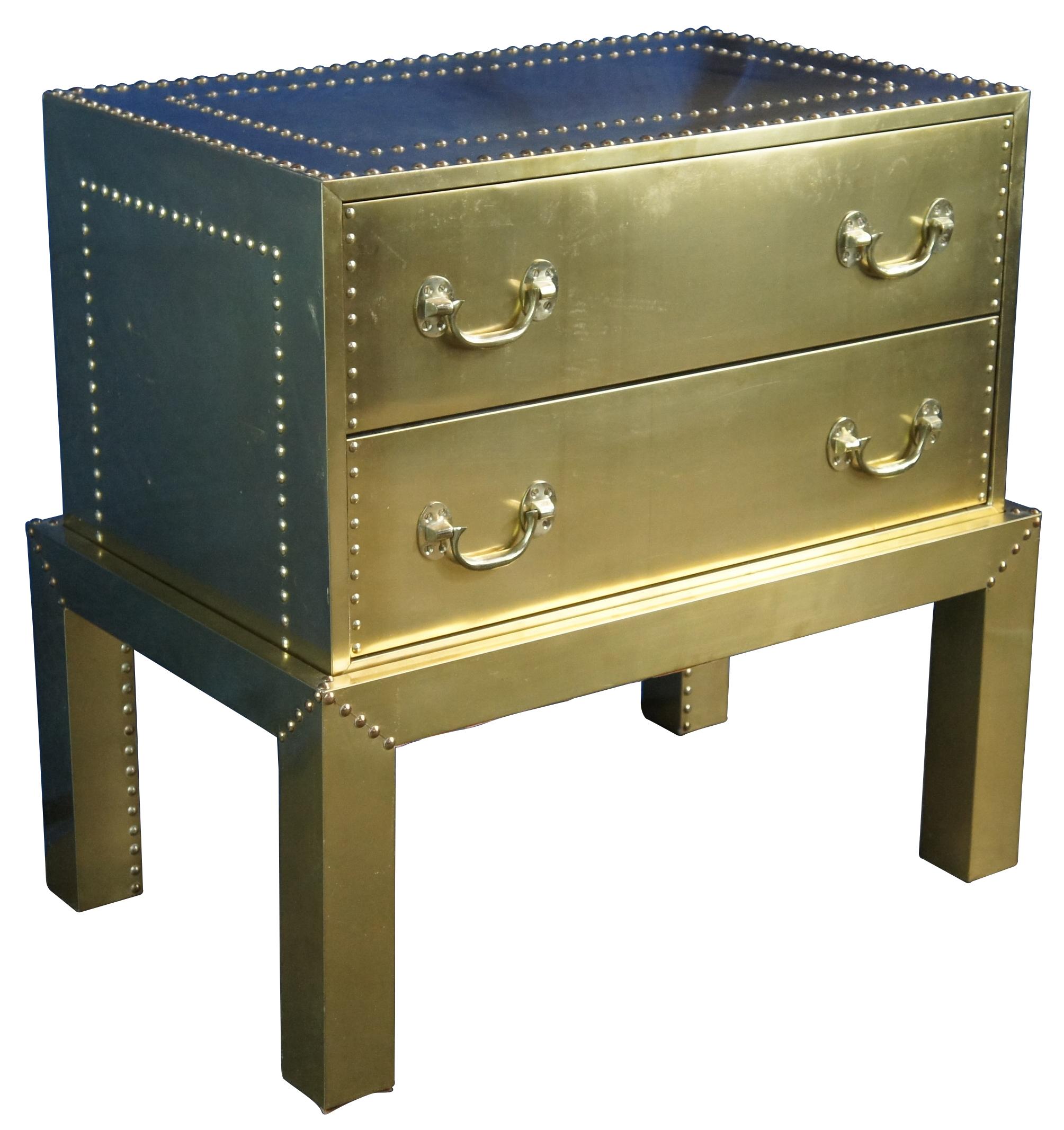 2 Mid Century Gold Campaign Chests on Stand Espana Brass Nightstands Table Spain In Good Condition In Dayton, OH
